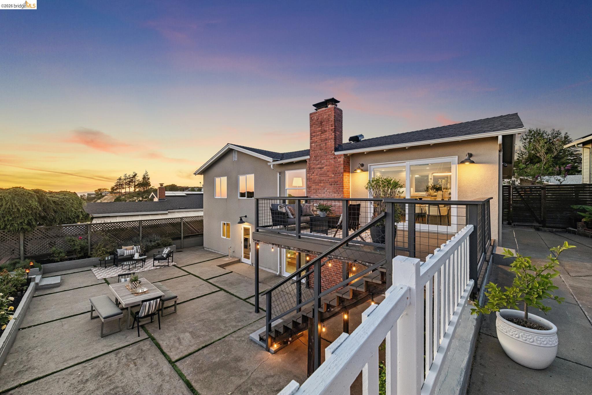 Detail Gallery Image 45 of 60 For 341 Rishell Dr, Oakland,  CA 94619 - 3 Beds | 2/1 Baths