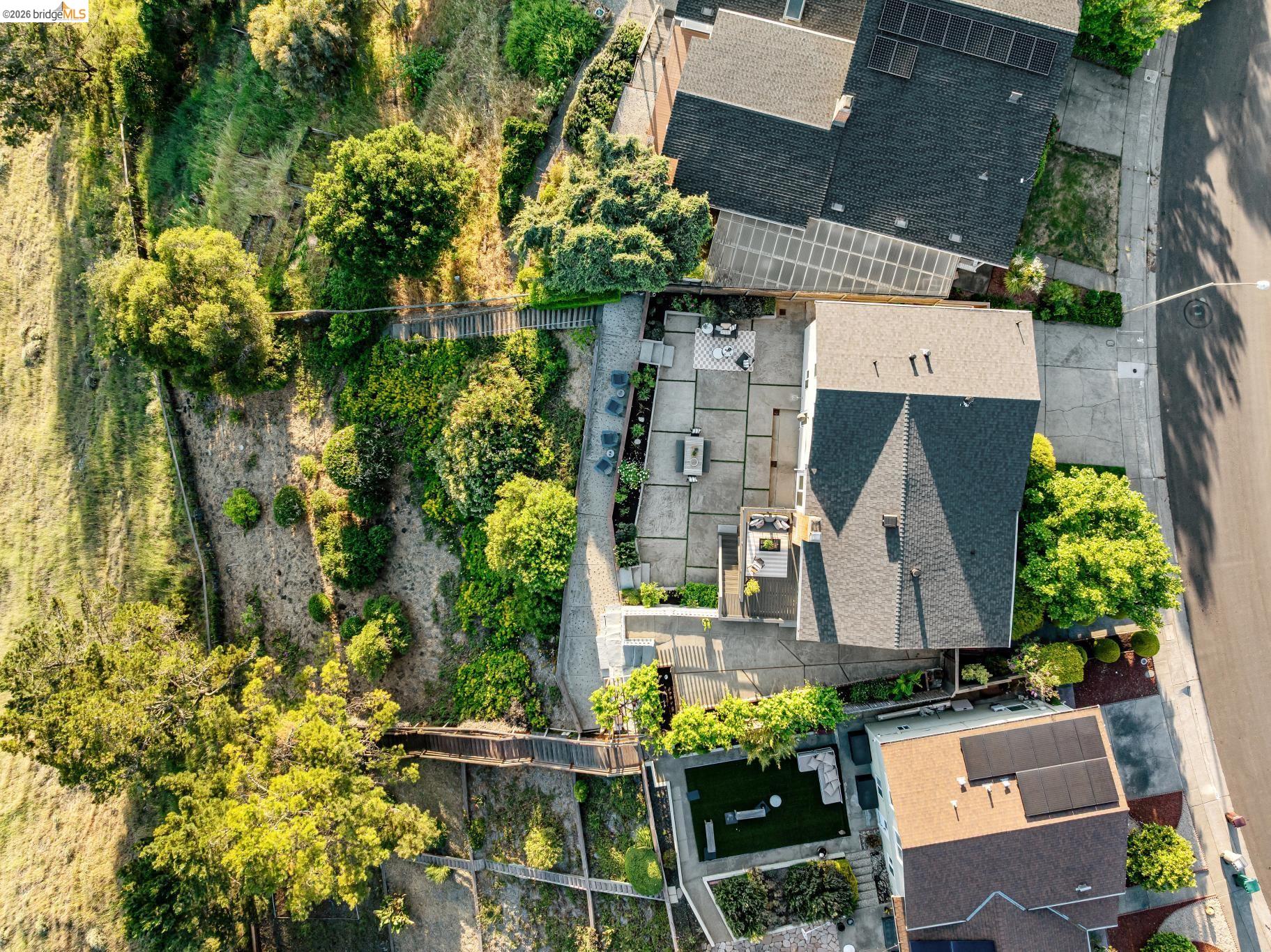 Detail Gallery Image 51 of 60 For 341 Rishell Dr, Oakland,  CA 94619 - 3 Beds | 2/1 Baths