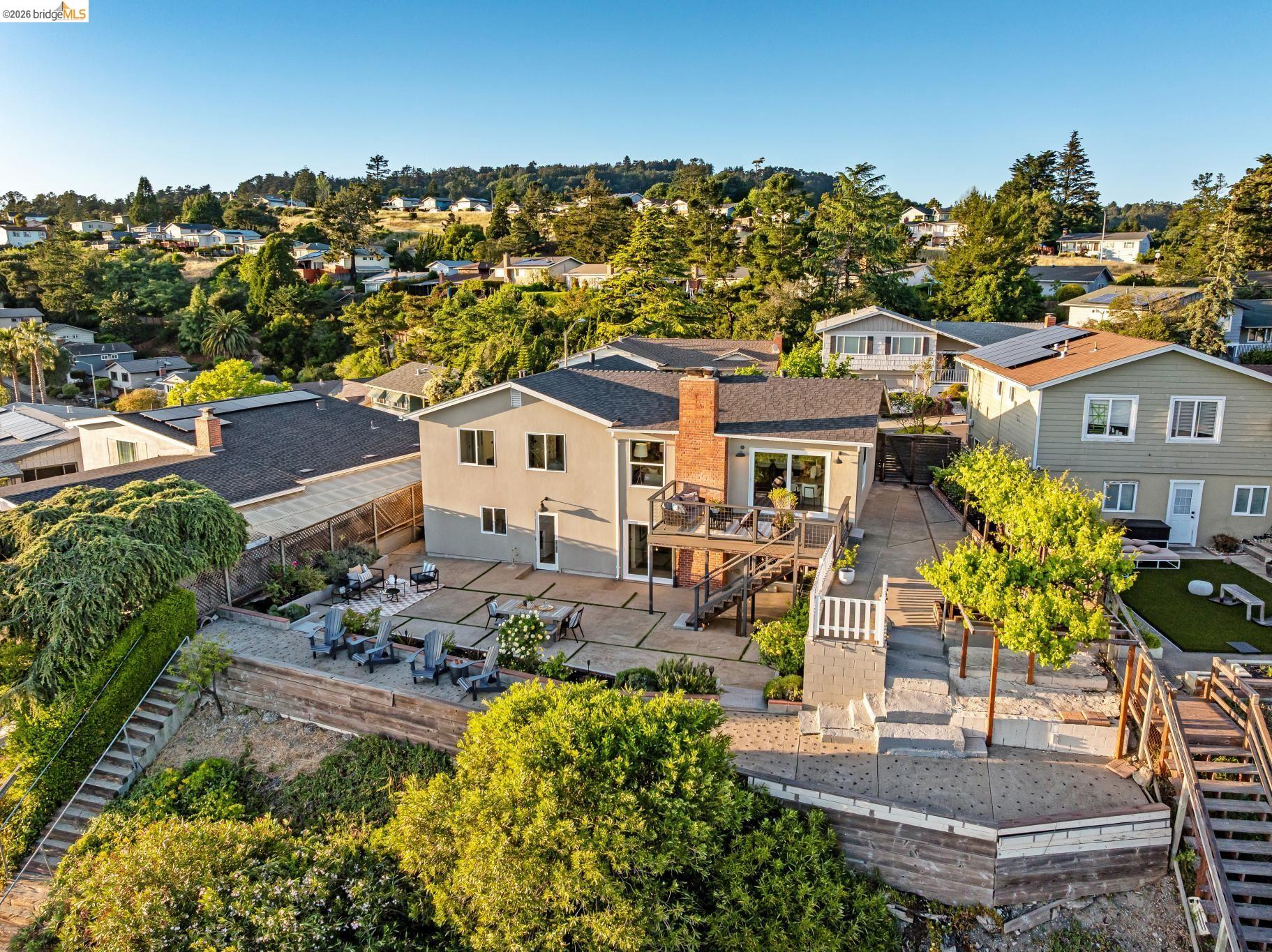 Detail Gallery Image 53 of 60 For 341 Rishell Dr, Oakland,  CA 94619 - 3 Beds | 2/1 Baths