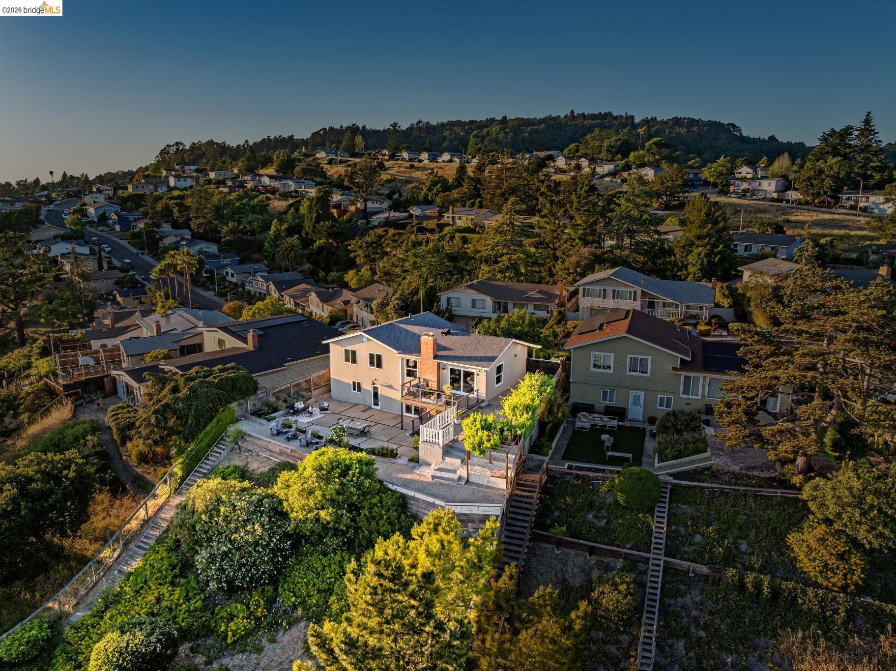 Detail Gallery Image 55 of 60 For 341 Rishell Dr, Oakland,  CA 94619 - 3 Beds | 2/1 Baths