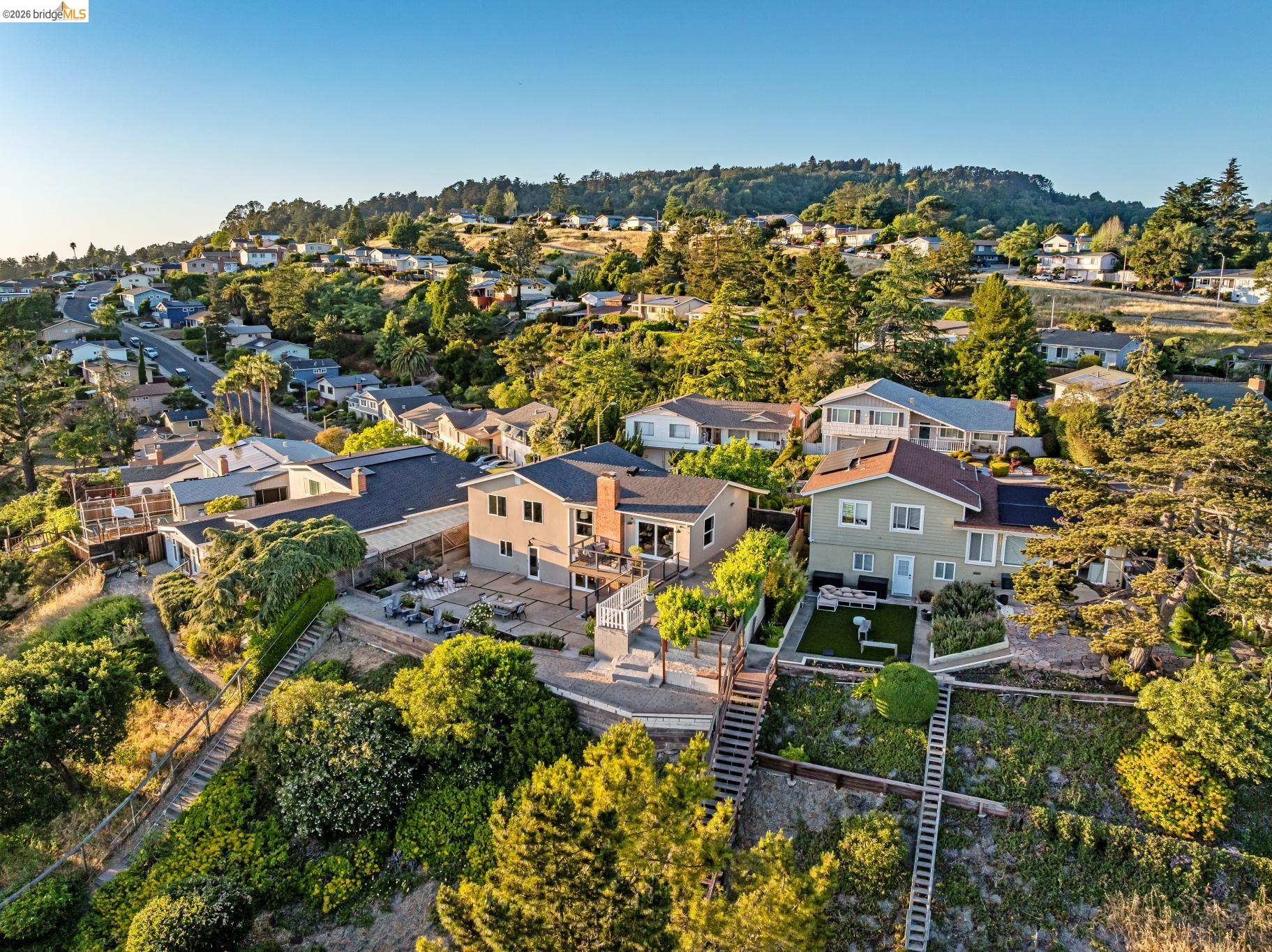 Detail Gallery Image 56 of 60 For 341 Rishell Dr, Oakland,  CA 94619 - 3 Beds | 2/1 Baths