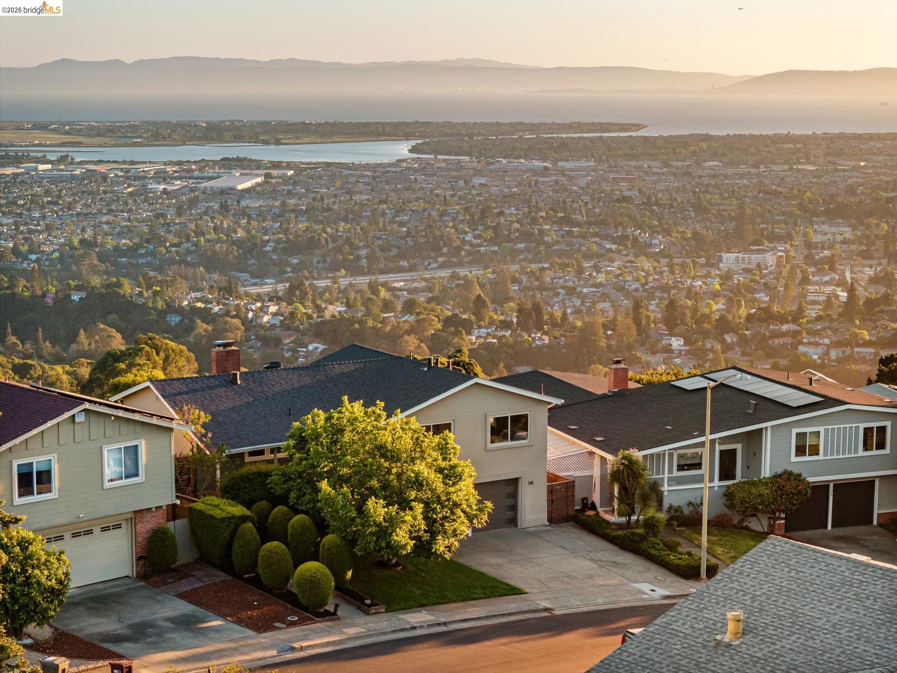 Detail Gallery Image 58 of 60 For 341 Rishell Dr, Oakland,  CA 94619 - 3 Beds | 2/1 Baths