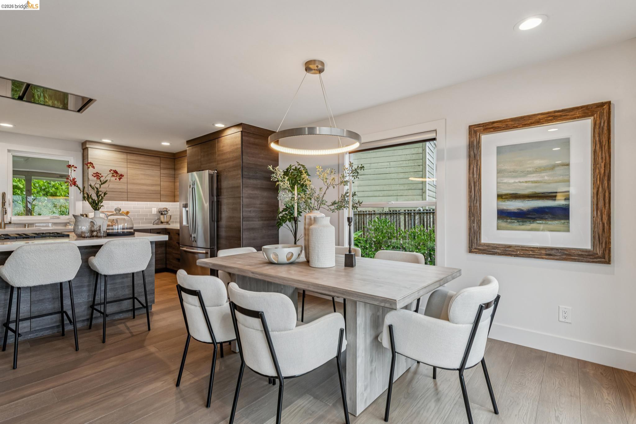 Detail Gallery Image 9 of 60 For 341 Rishell Dr, Oakland,  CA 94619 - 3 Beds | 2/1 Baths