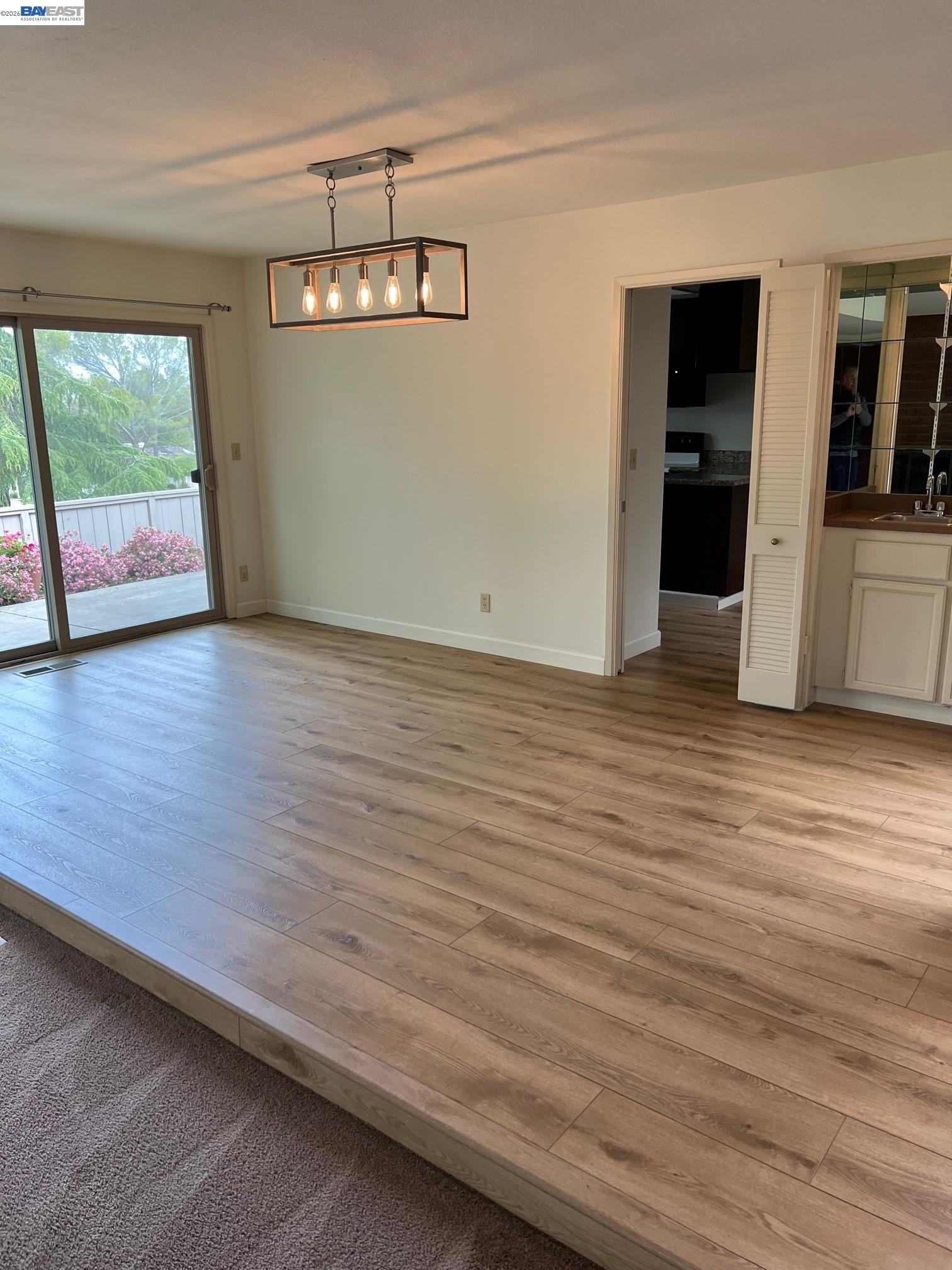 Detail Gallery Image 8 of 29 For 703 Paradise Valley Ct, Danville,  CA 94526 - 4 Beds | 2 Baths