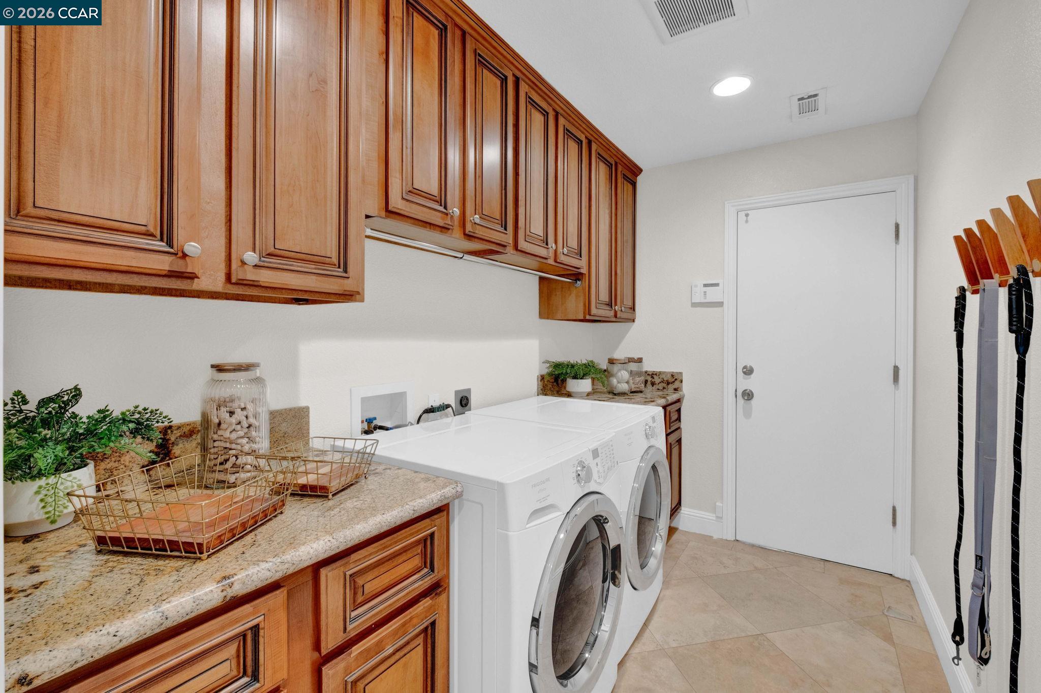 367 Mt Washington Way, Clayton, CA, 94517