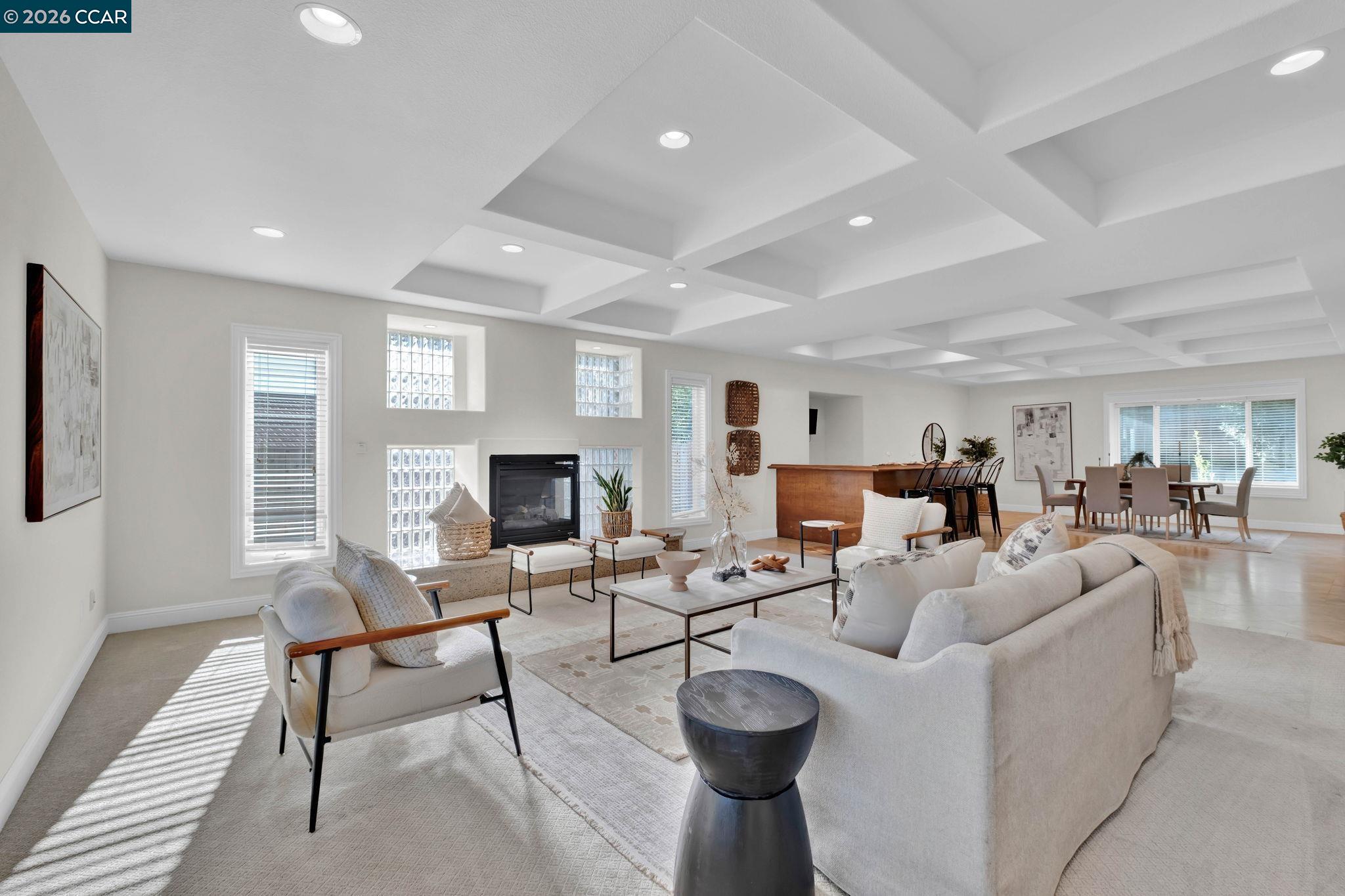 Detail Gallery Image 6 of 52 For 367 Mt Washington Way, Clayton,  CA 94517 - 4 Beds | 4 Baths