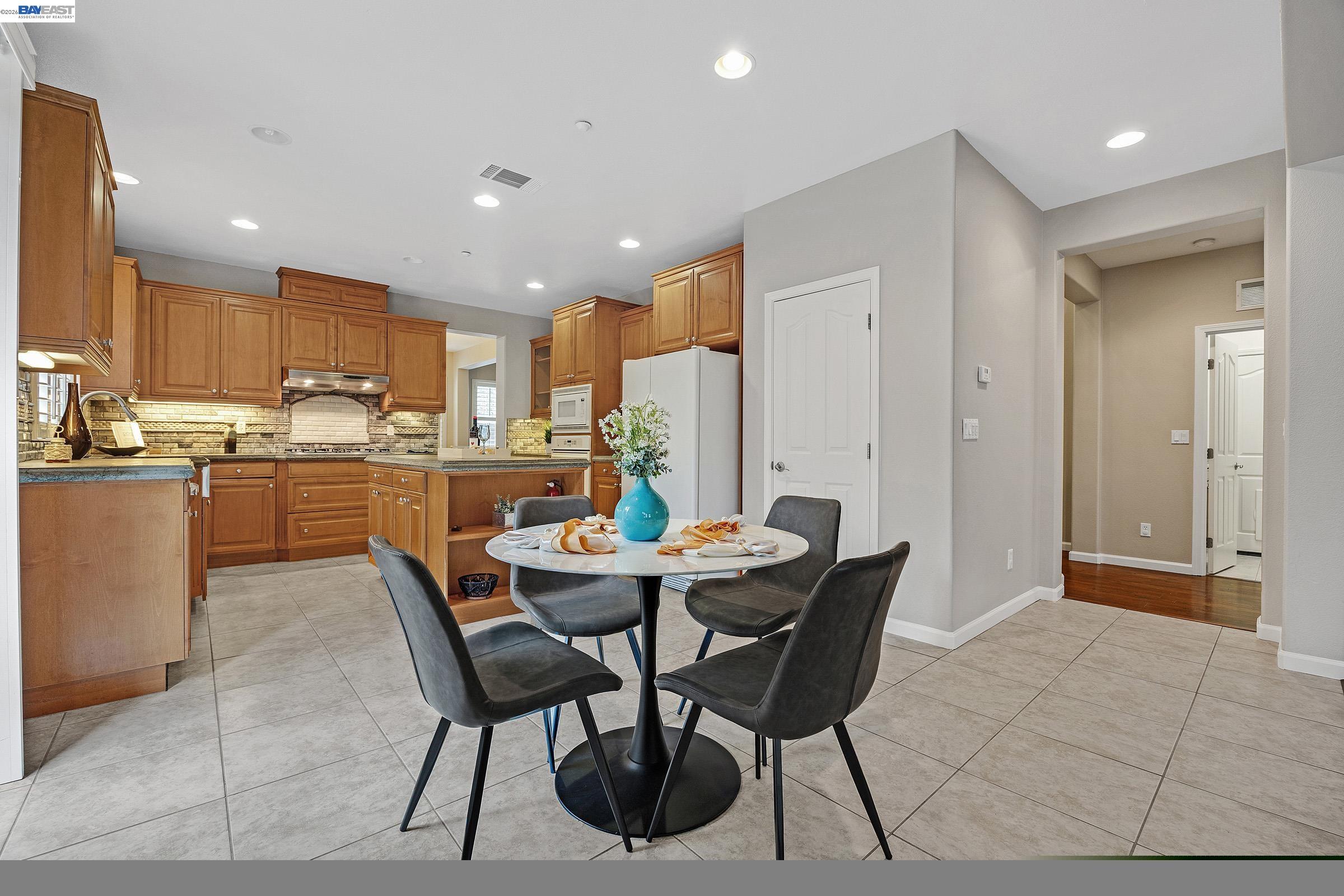 Detail Gallery Image 25 of 60 For 1869 Tarragon Dr, Brentwood,  CA 94513 - 5 Beds | 4 Baths