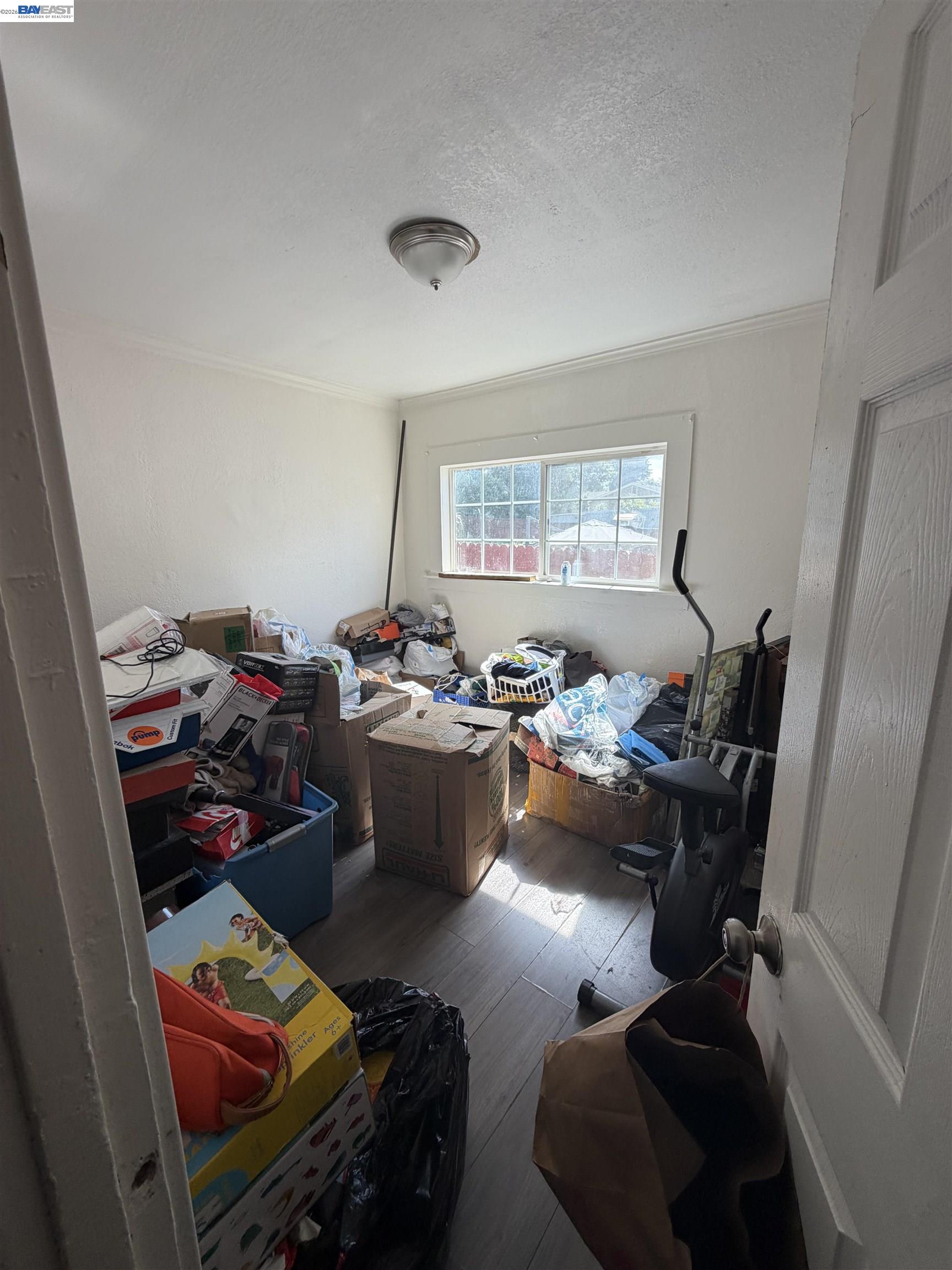 Detail Gallery Image 12 of 16 For 4058 Edwards Ave, Oakland,  CA 94605 - 3 Beds | 2 Baths