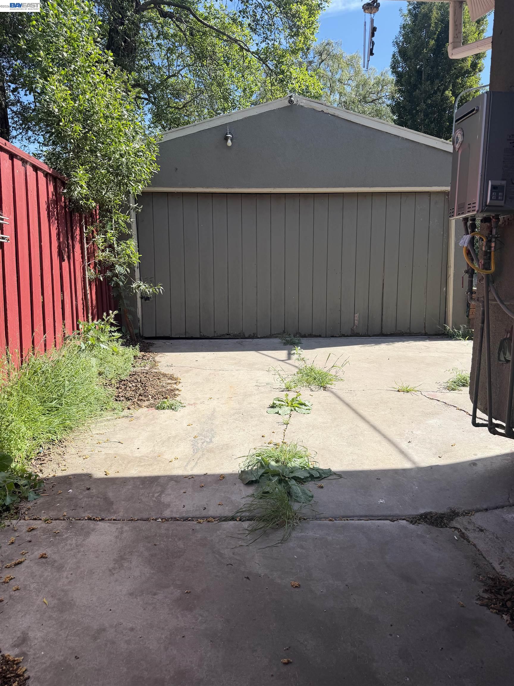 Detail Gallery Image 16 of 16 For 4058 Edwards Ave, Oakland,  CA 94605 - 3 Beds | 2 Baths