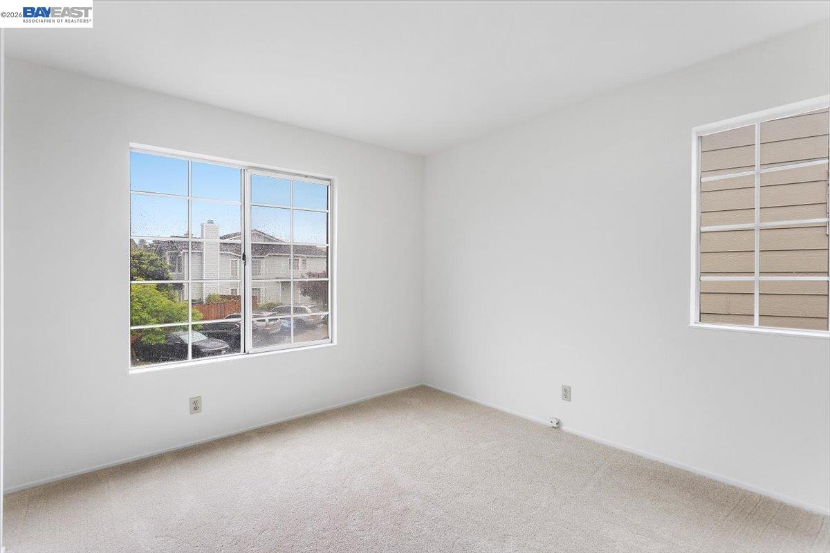 Detail Gallery Image 26 of 49 For 18786 Sydney Cir, Castro Valley,  CA 94546 - 4 Beds | 2/1 Baths