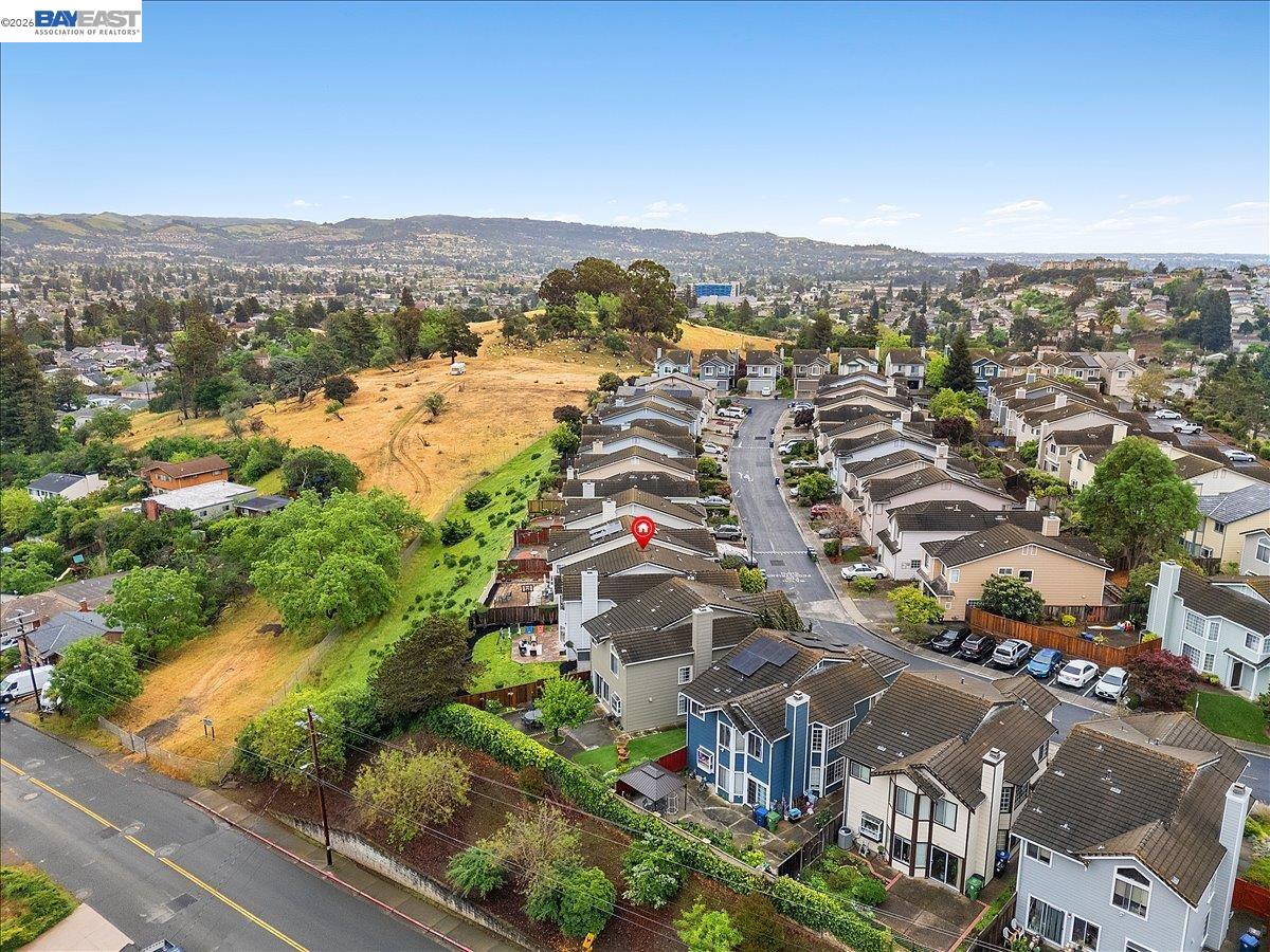 Detail Gallery Image 44 of 49 For 18786 Sydney Cir, Castro Valley,  CA 94546 - 4 Beds | 2/1 Baths