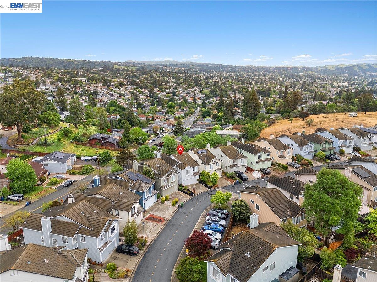 Detail Gallery Image 45 of 49 For 18786 Sydney Cir, Castro Valley,  CA 94546 - 4 Beds | 2/1 Baths
