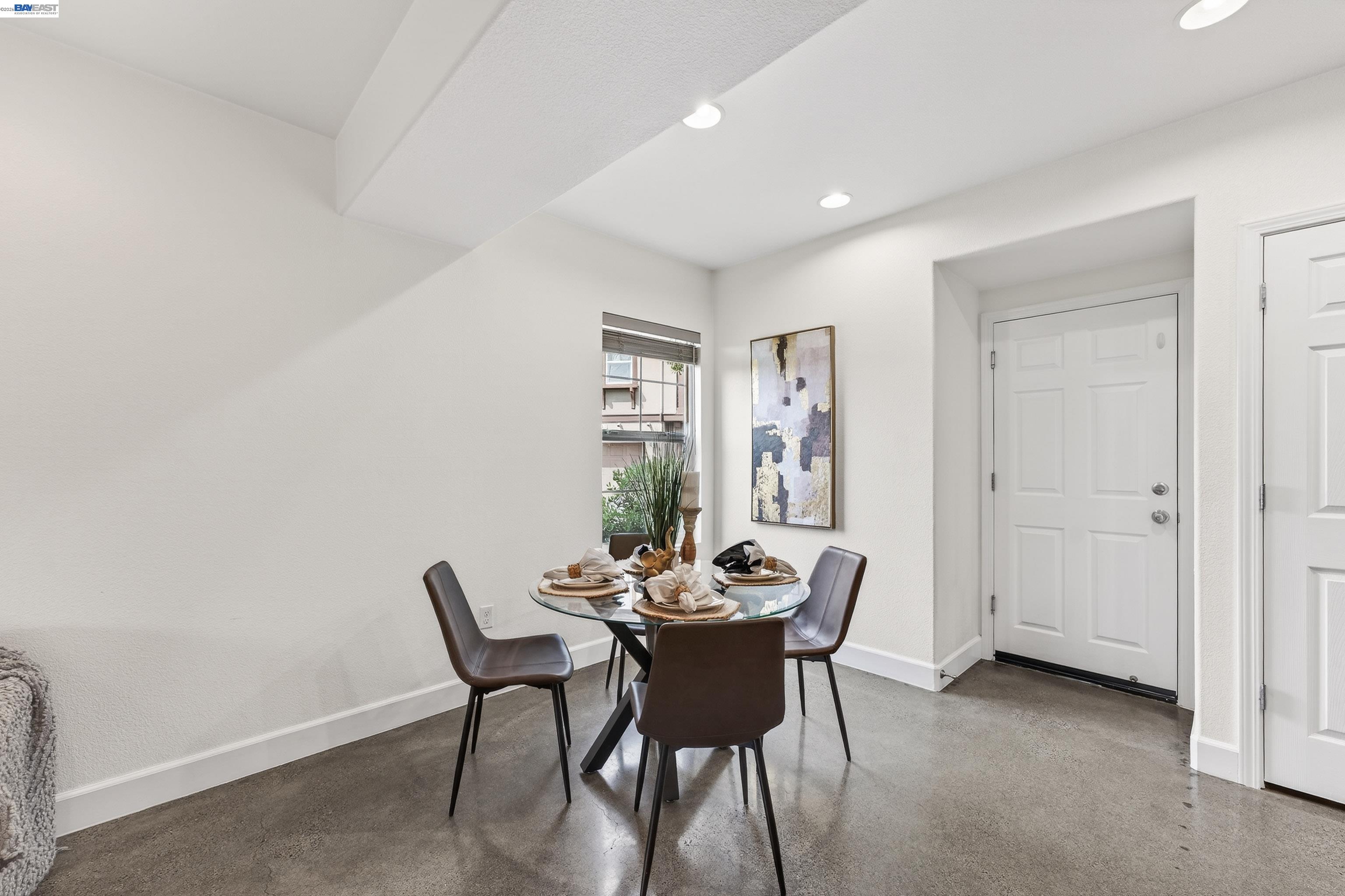 Detail Gallery Image 11 of 54 For 538 Citadelle Ln, San Jose,  CA 95116 - 3 Beds | 2/1 Baths