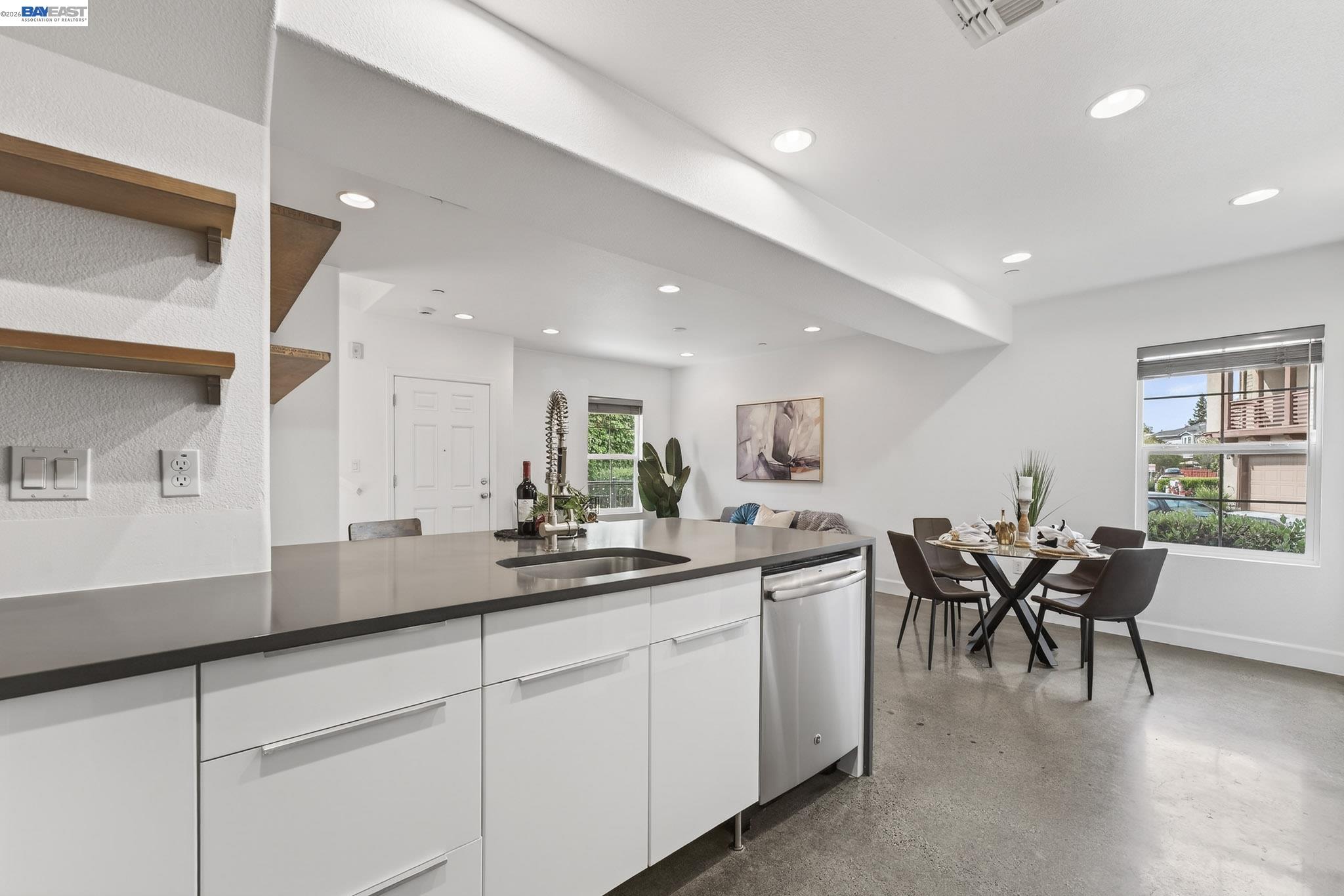 Detail Gallery Image 19 of 54 For 538 Citadelle Ln, San Jose,  CA 95116 - 3 Beds | 2/1 Baths