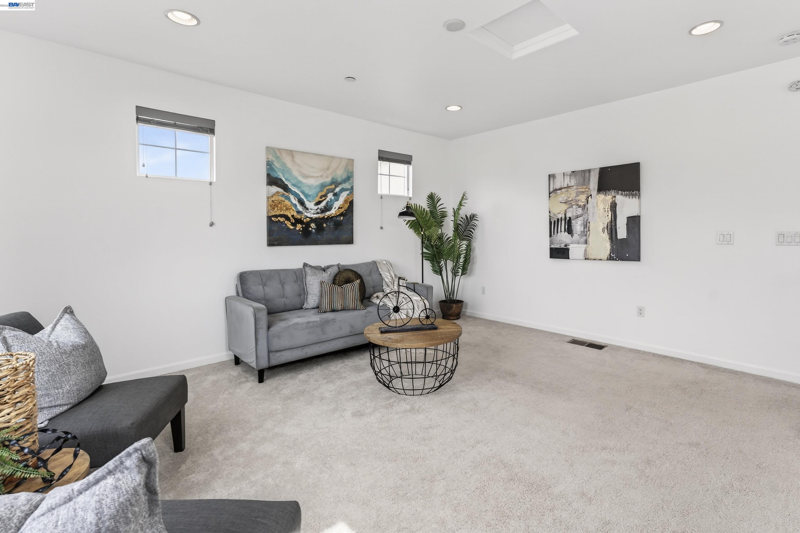 Detail Gallery Image 38 of 54 For 538 Citadelle Ln, San Jose,  CA 95116 - 3 Beds | 2/1 Baths