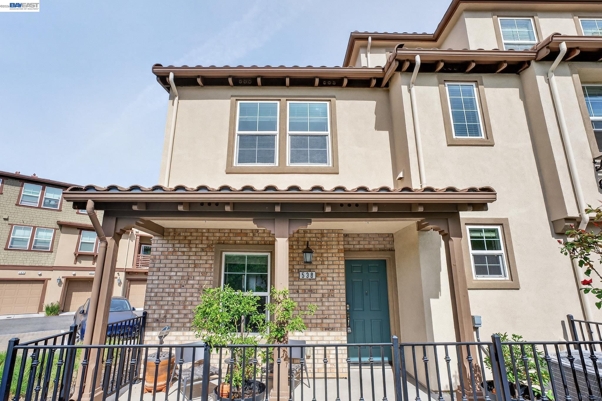 Detail Gallery Image 5 of 54 For 538 Citadelle Ln, San Jose,  CA 95116 - 3 Beds | 2/1 Baths