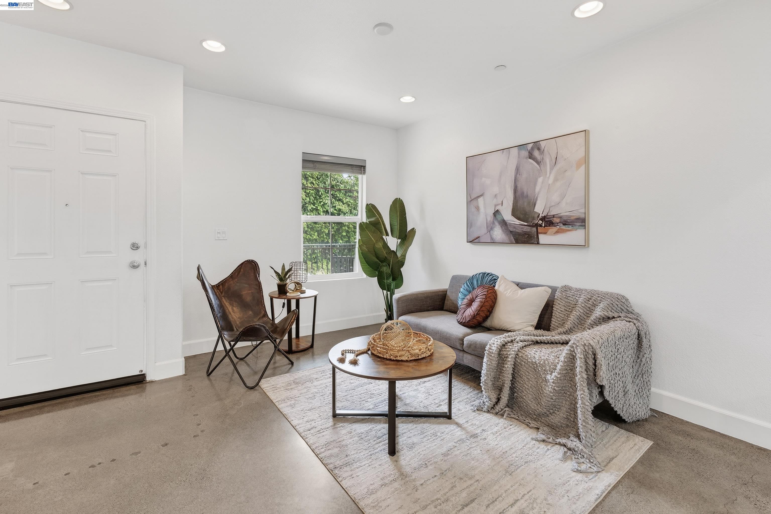 Detail Gallery Image 10 of 54 For 538 Citadelle Ln, San Jose,  CA 95116 - 3 Beds | 2/1 Baths