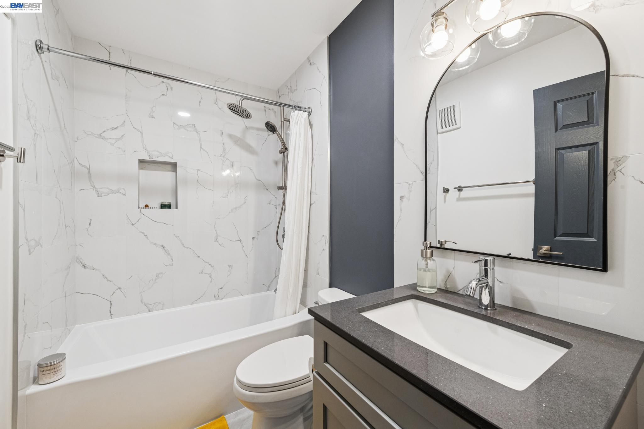 Photo #15: 41129385 Listing: Photo #15