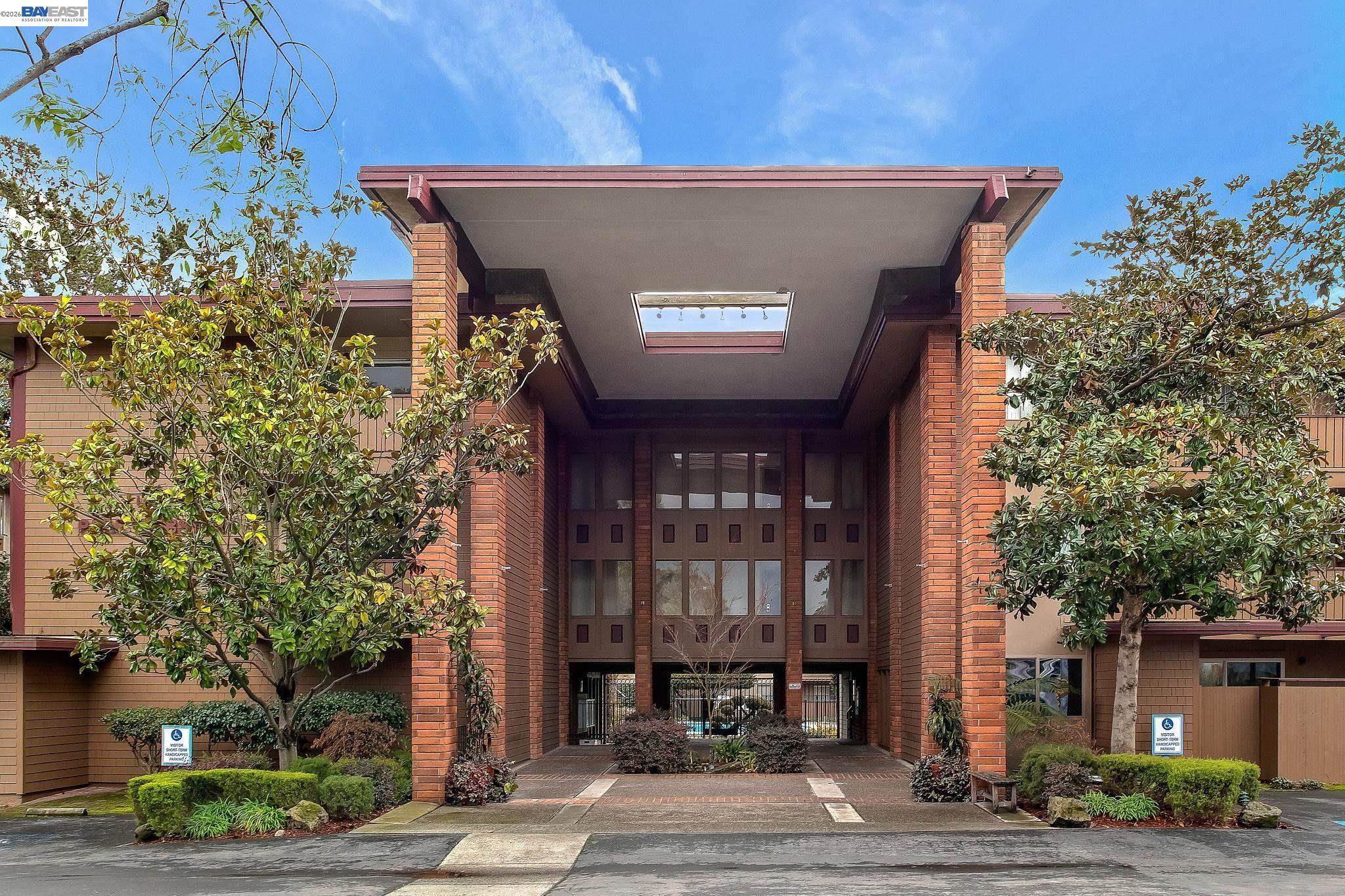 Photo #23: 41129385 Listing: Photo #23