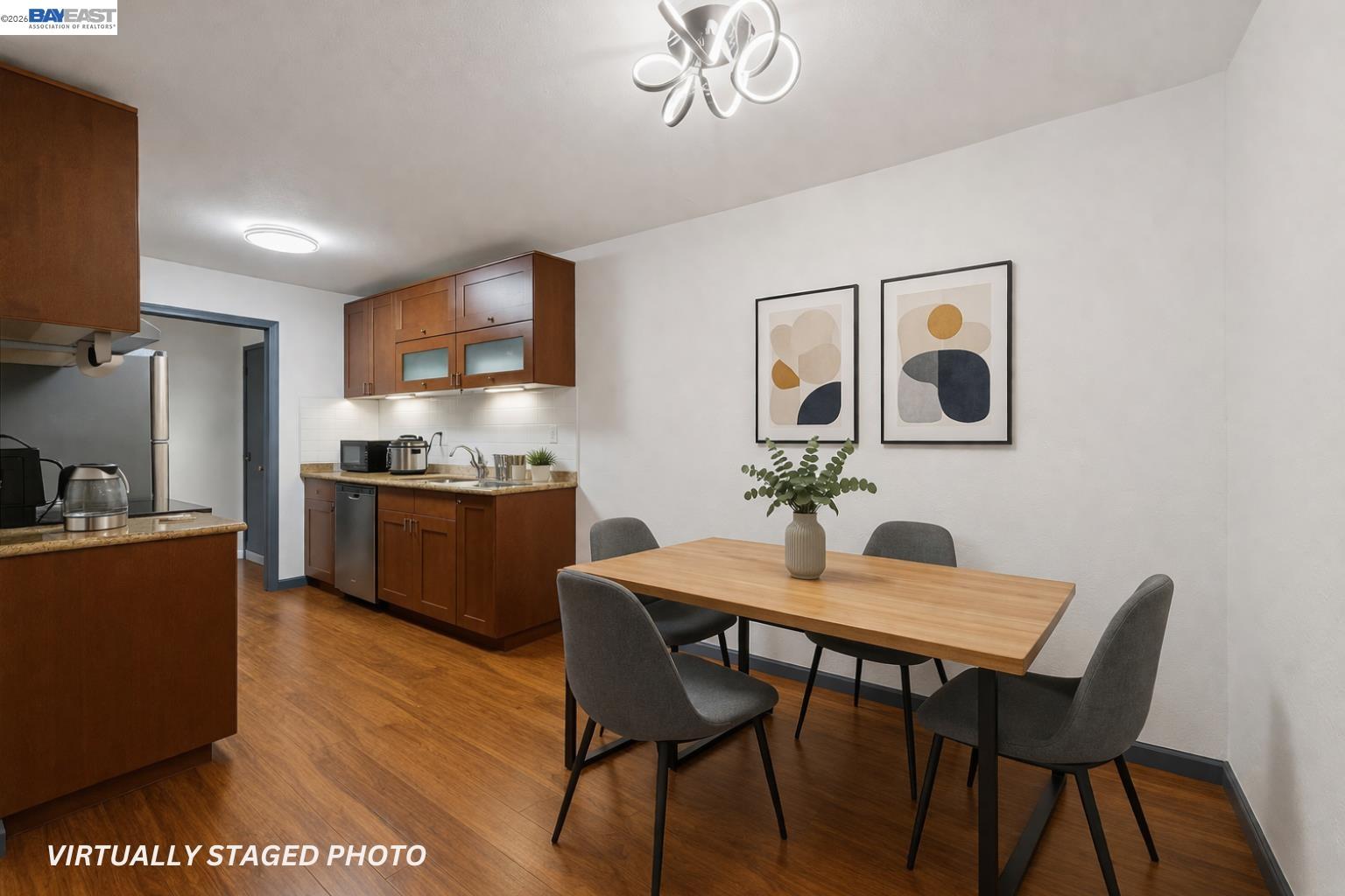 Photo #5: 41129385 Listing: Photo #5