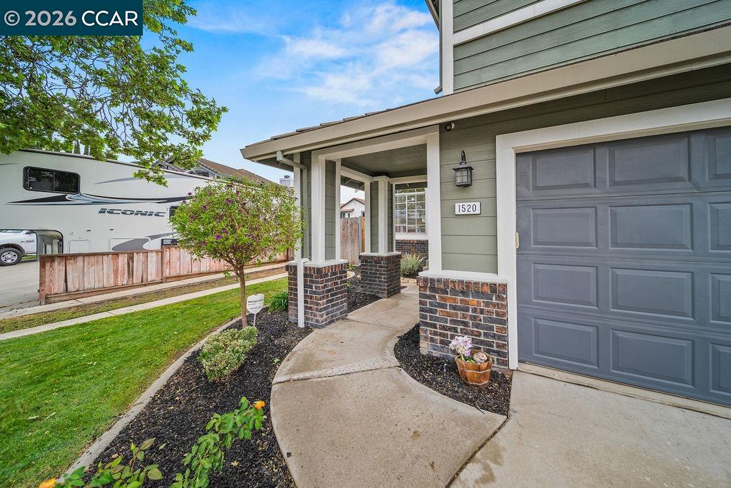 Detail Gallery Image 2 of 51 For 1520 Thistle Ct, Oakley,  CA 94561 - 5 Beds | 3 Baths