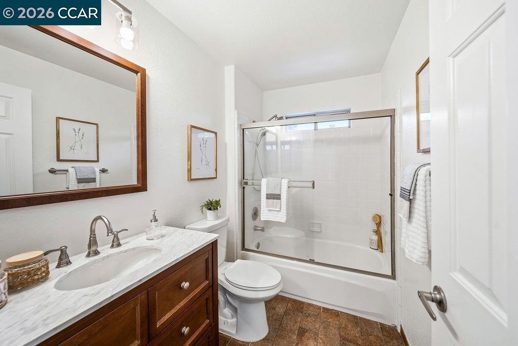 Detail Gallery Image 30 of 51 For 1520 Thistle Ct, Oakley,  CA 94561 - 5 Beds | 3 Baths