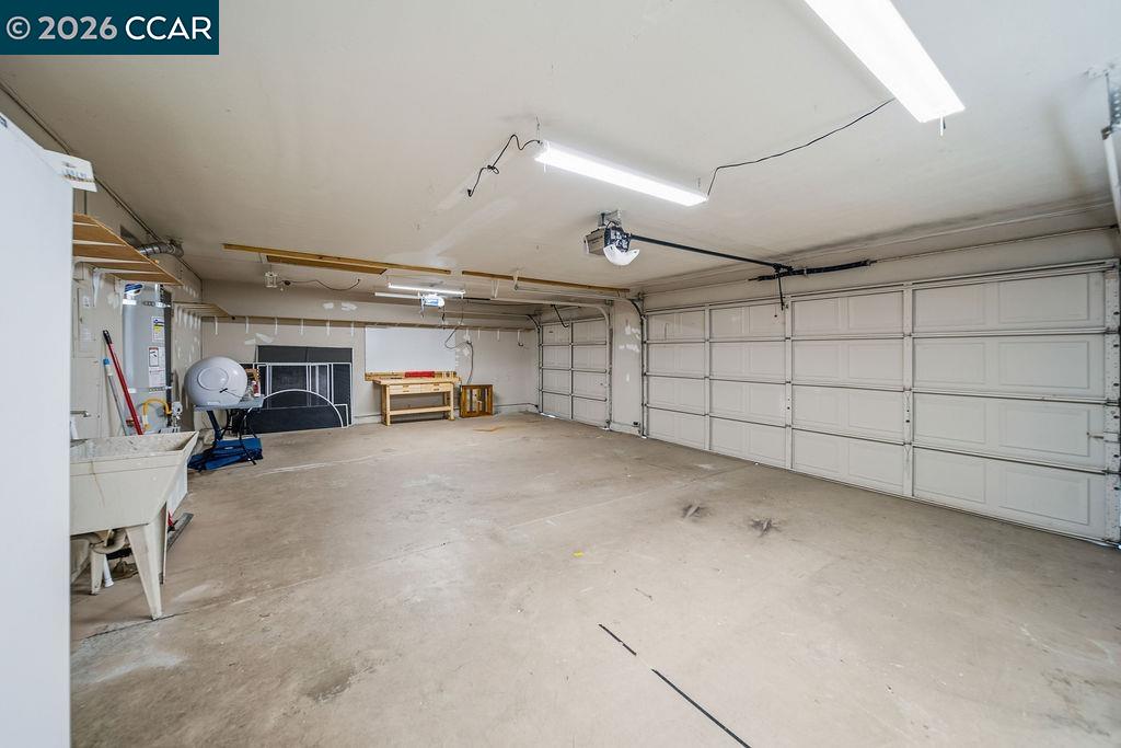 Detail Gallery Image 32 of 51 For 1520 Thistle Ct, Oakley,  CA 94561 - 5 Beds | 3 Baths