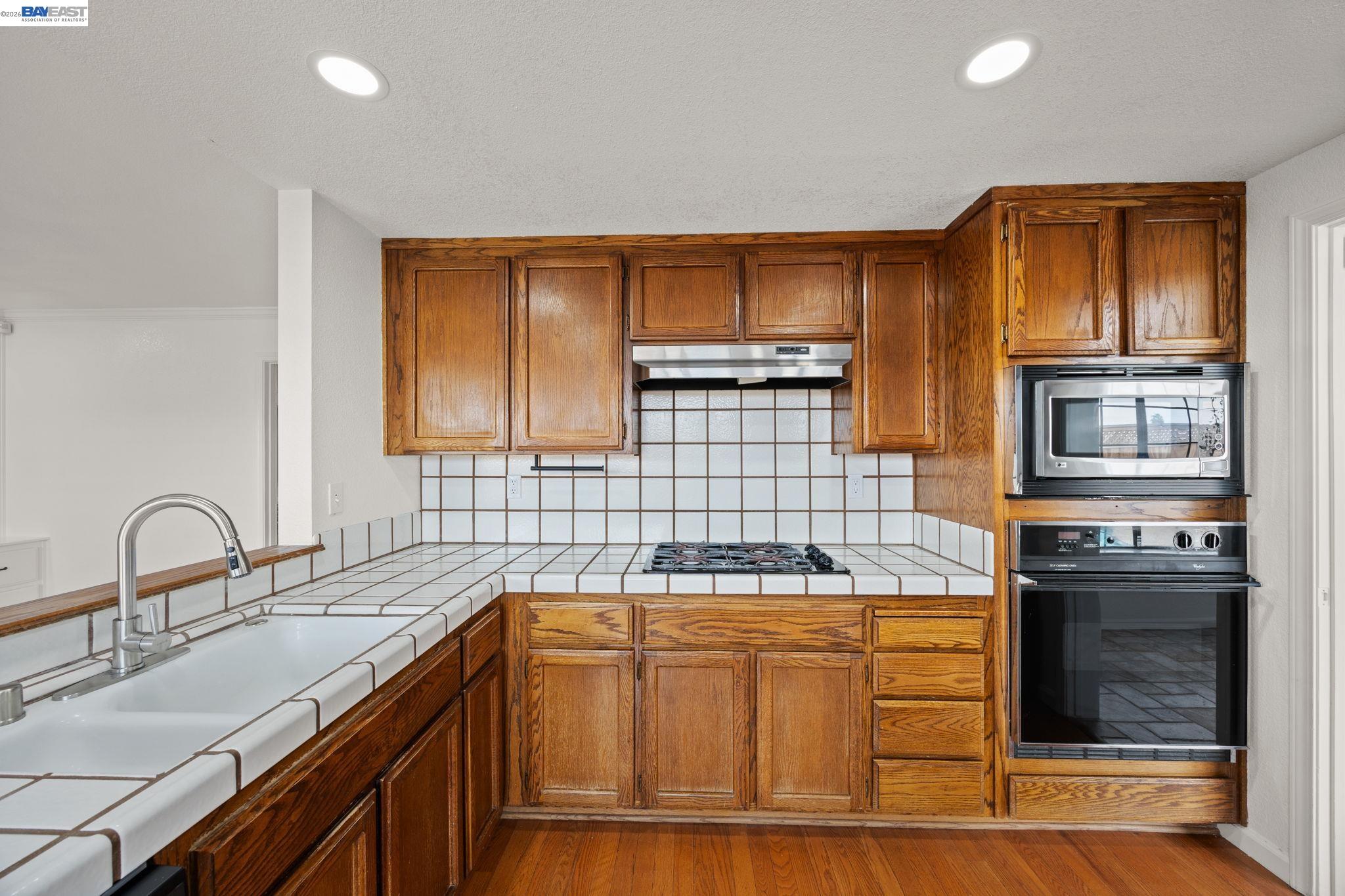 Detail Gallery Image 14 of 33 For 1781 Summertime, Tracy,  CA 95376 - 4 Beds | 2/1 Baths