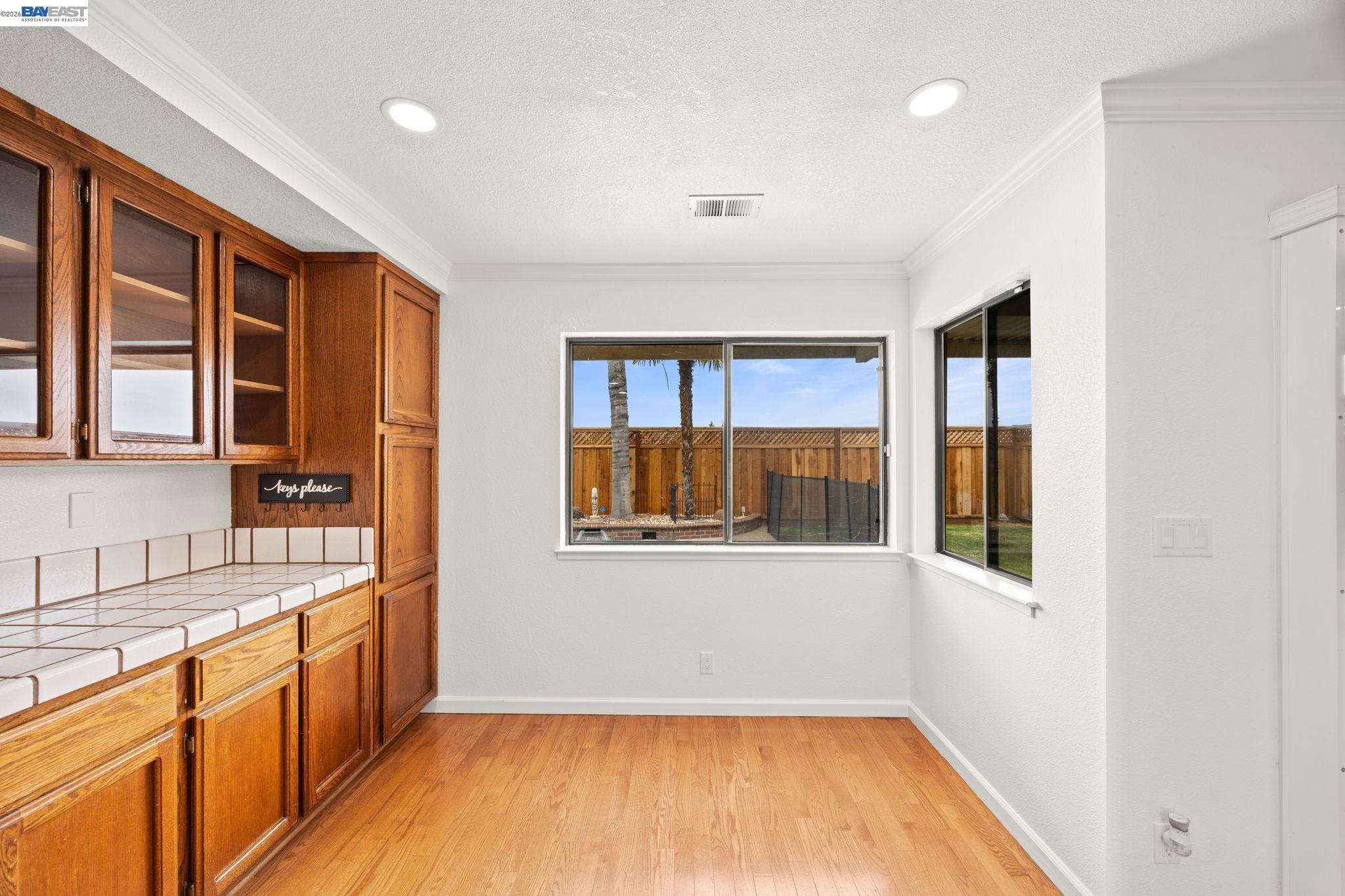 Detail Gallery Image 15 of 33 For 1781 Summertime, Tracy,  CA 95376 - 4 Beds | 2/1 Baths