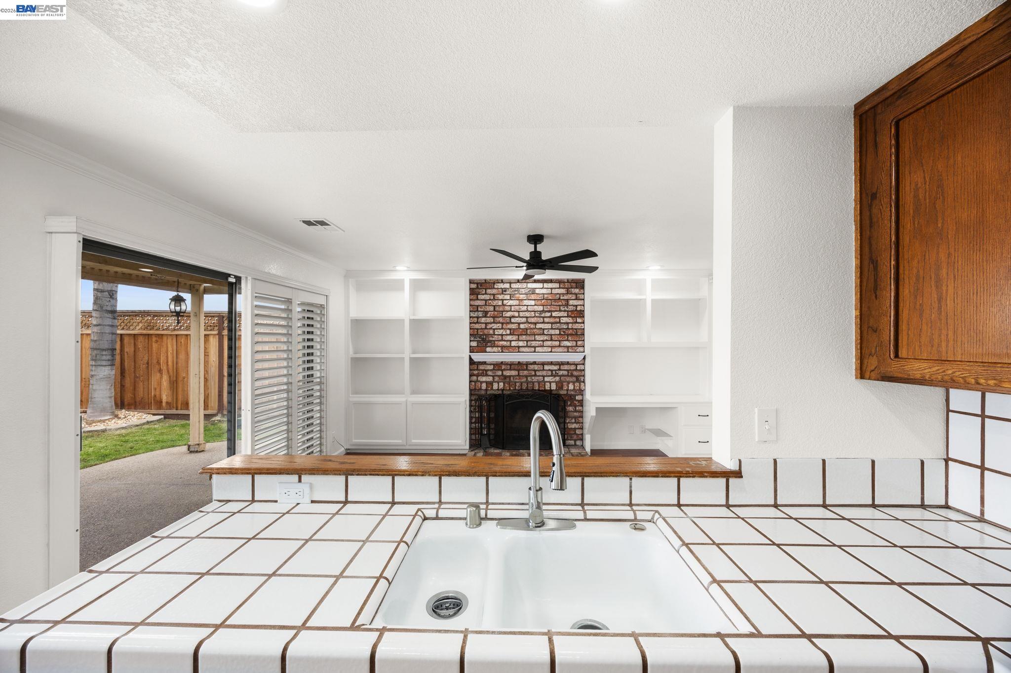 Detail Gallery Image 17 of 33 For 1781 Summertime, Tracy,  CA 95376 - 4 Beds | 2/1 Baths