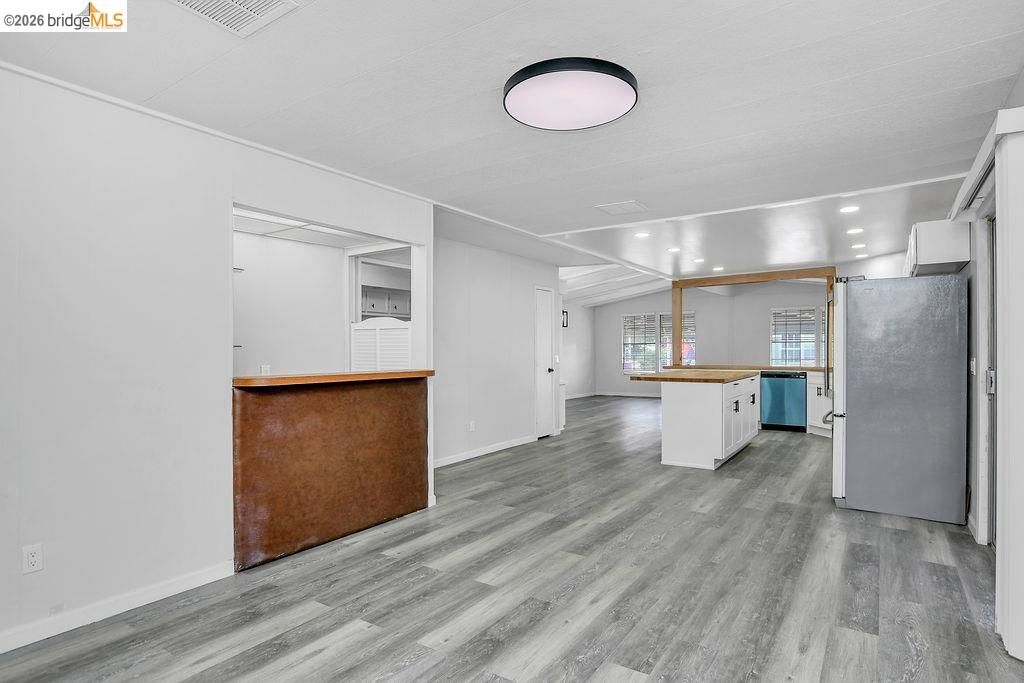 Detail Gallery Image 11 of 19 For 1 Mark Lane, Antioch,  CA 94509 - 2 Beds | 2 Baths