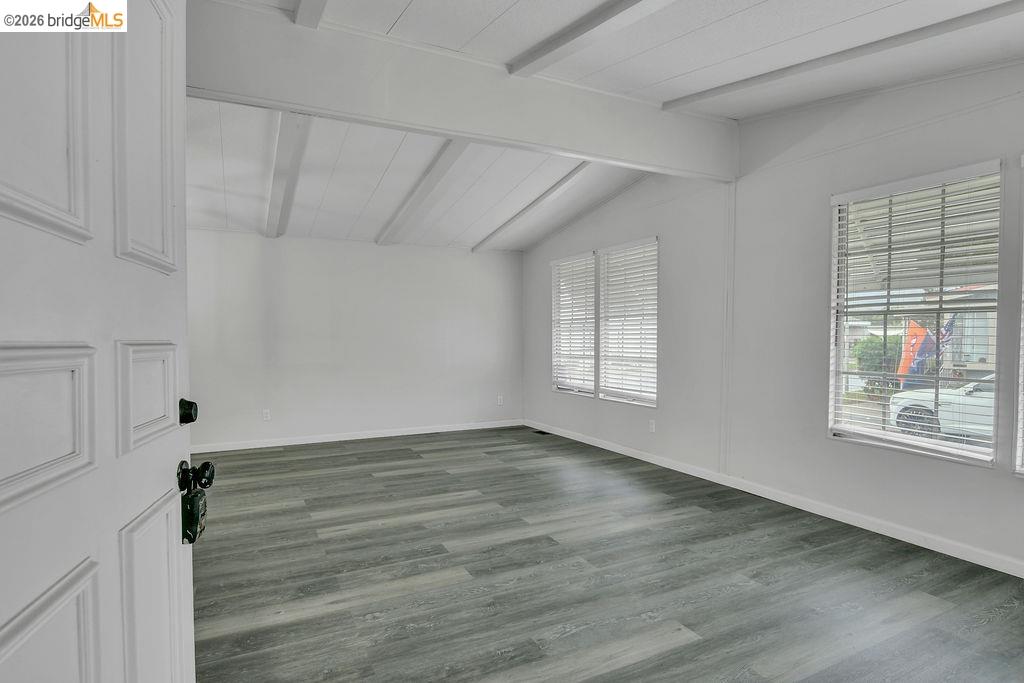 Detail Gallery Image 4 of 19 For 1 Mark Lane, Antioch,  CA 94509 - 2 Beds | 2 Baths