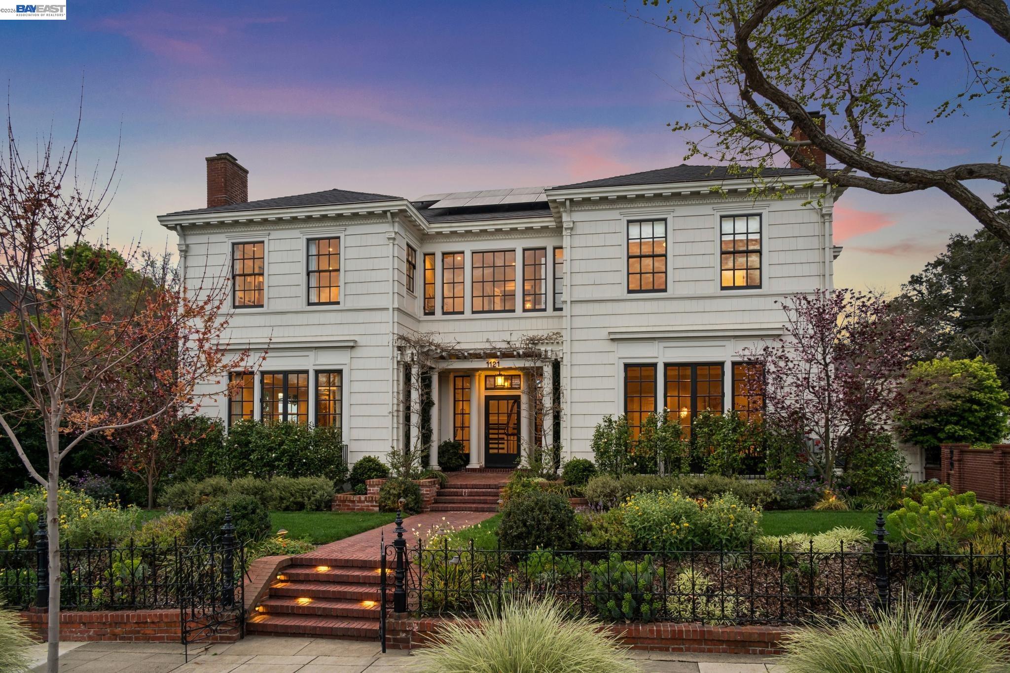 Front Image Thumbnail for BE41129391