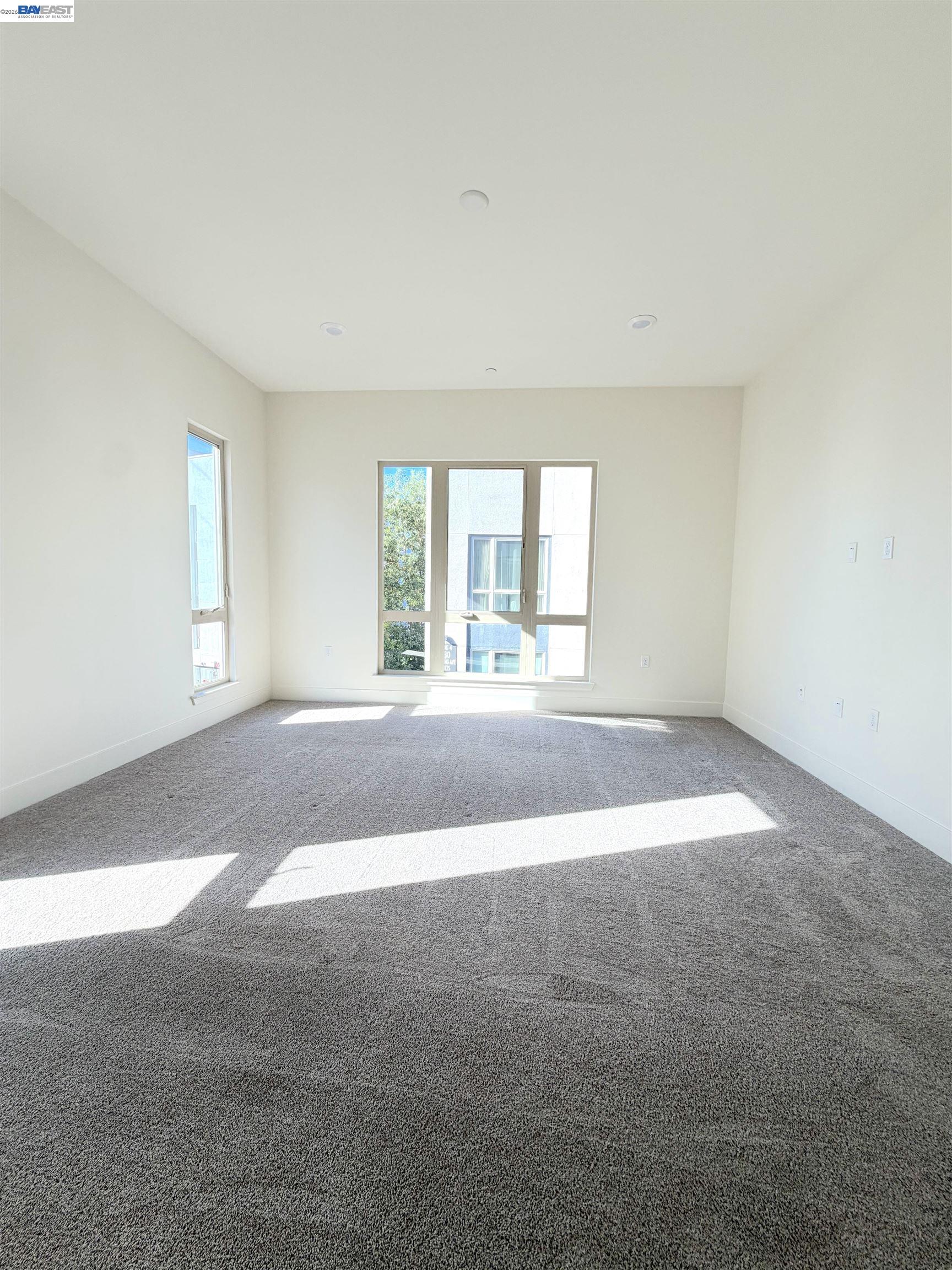 Detail Gallery Image 14 of 51 For 1625 Delano St #31,  Milpitas,  CA 95035 - 3 Beds | 2/1 Baths