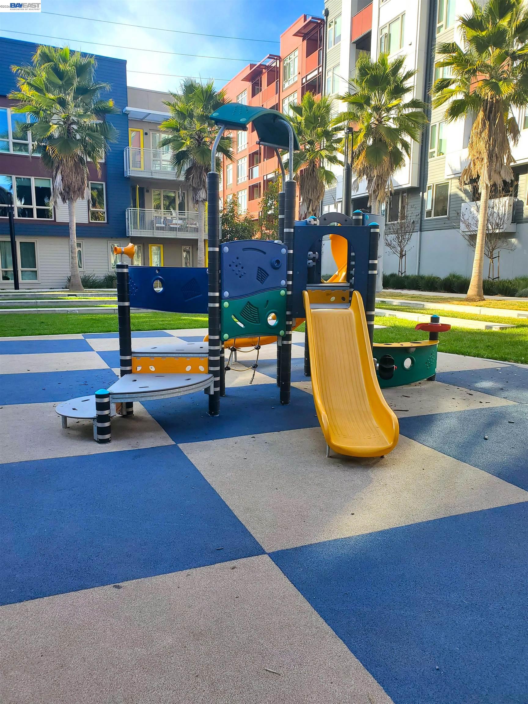 Detail Gallery Image 45 of 51 For 1625 Delano St #31,  Milpitas,  CA 95035 - 3 Beds | 2/1 Baths