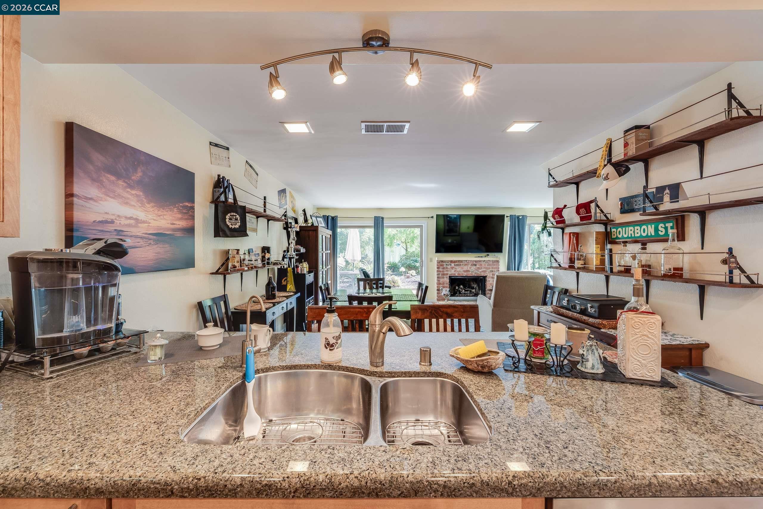 131 Ironwood, Oakland, CA, 94605