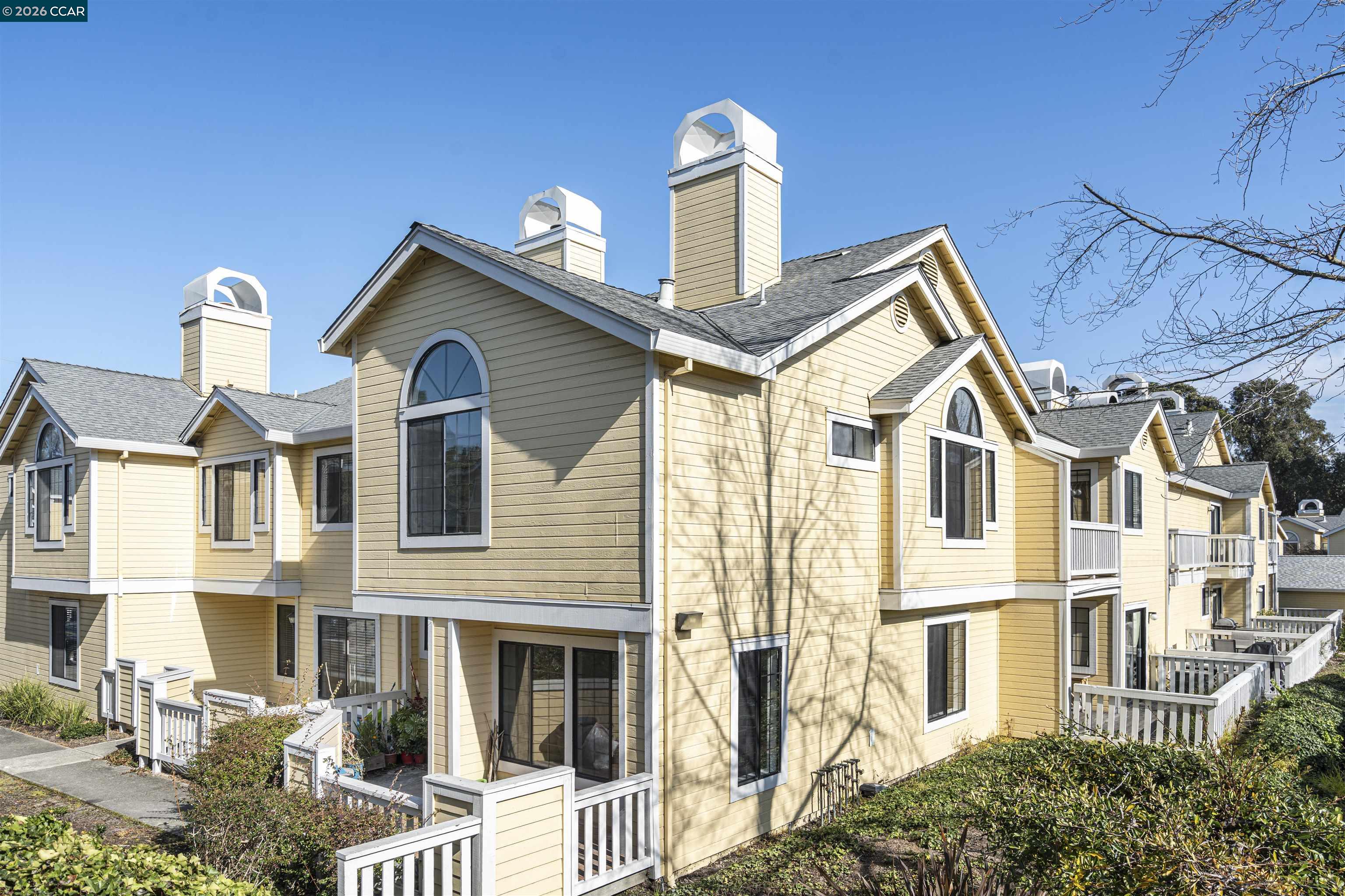 Photo #3: 41129396 Listing: Photo #3