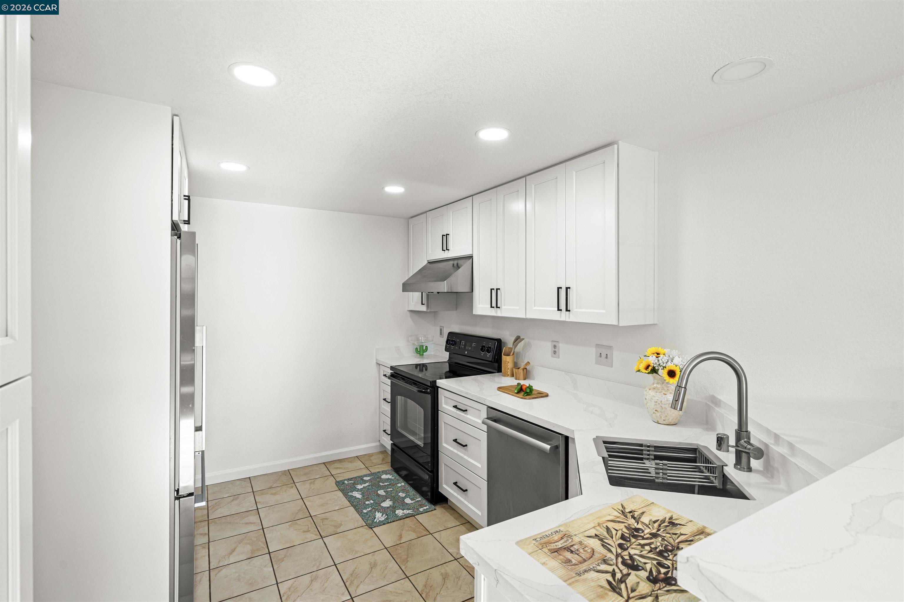 1001 Devonwood, Hercules, CA, 94547