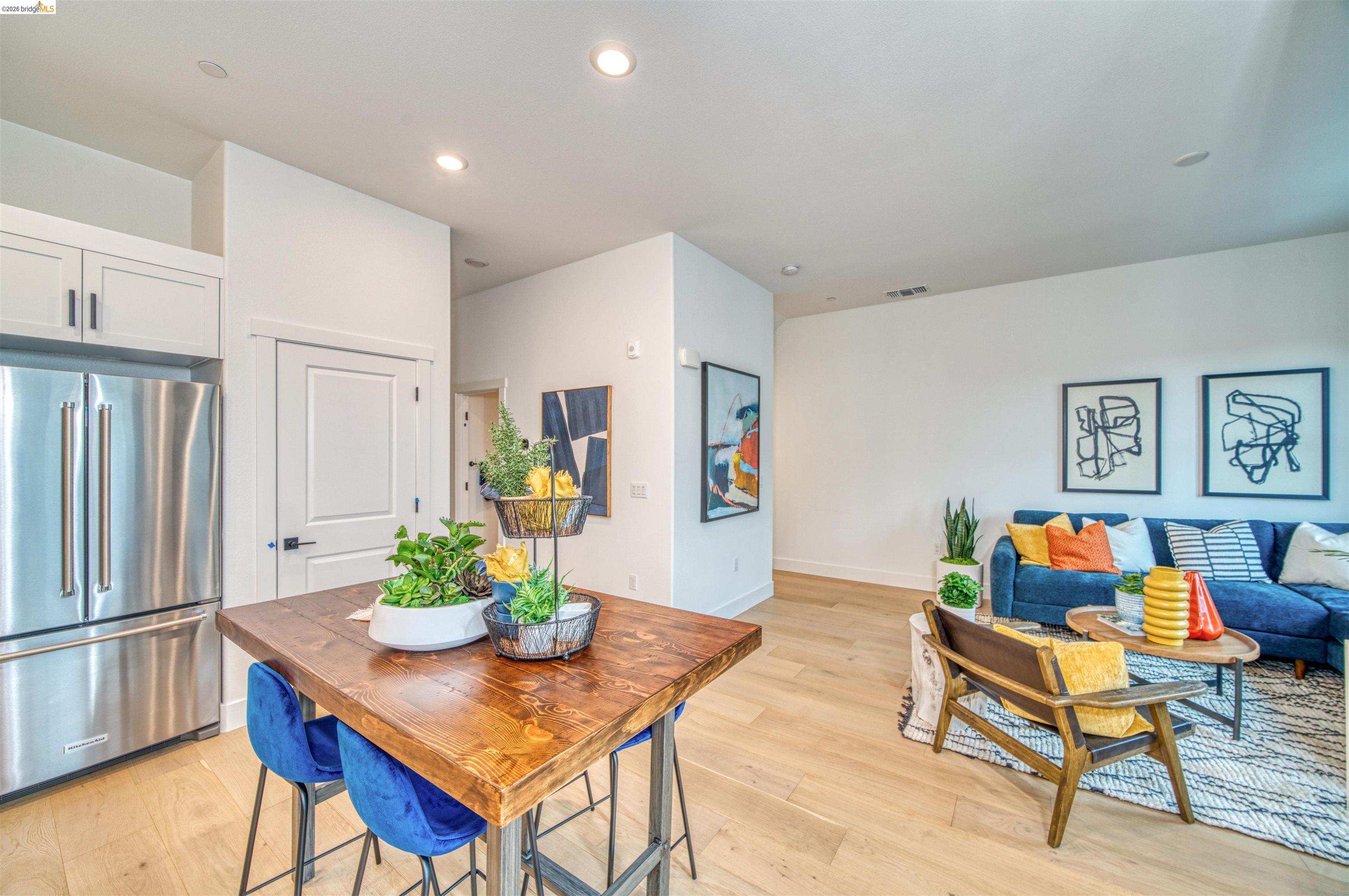 Photo #1: 41129399 Listing: Photo #1