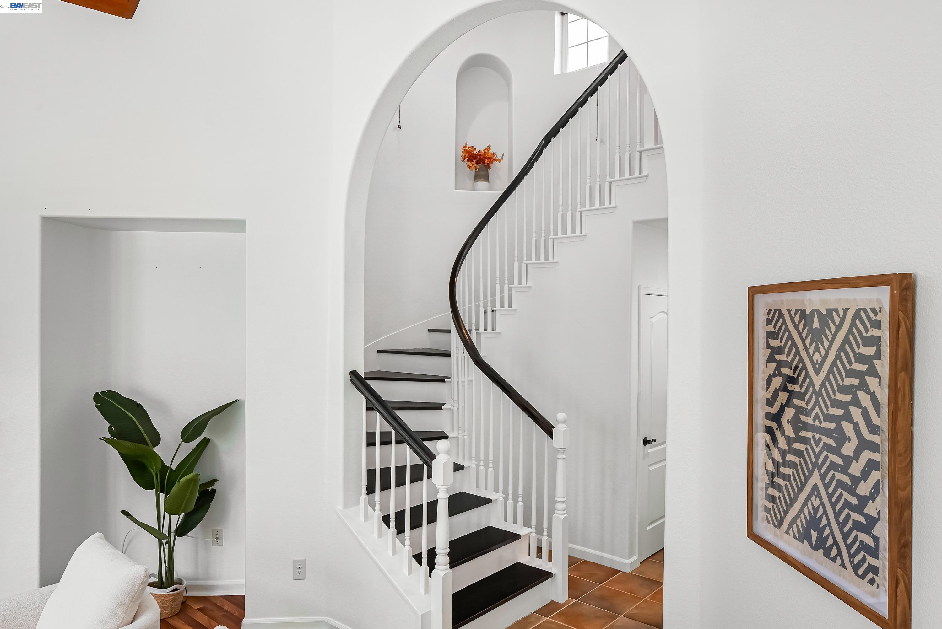 Detail Gallery Image 20 of 43 For 43 Ferdinand Way, Novato,  CA 94949 - 3 Beds | 2/1 Baths