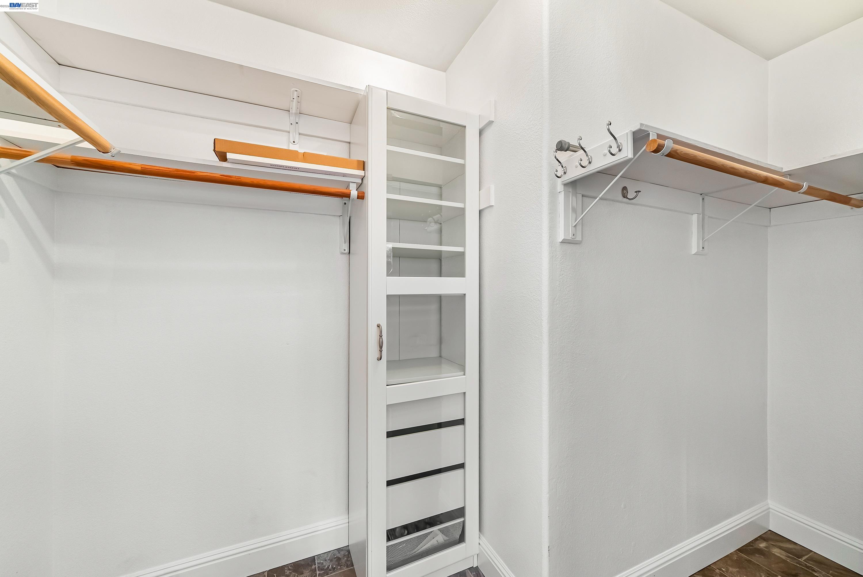 Detail Gallery Image 27 of 43 For 43 Ferdinand Way, Novato,  CA 94949 - 3 Beds | 2/1 Baths