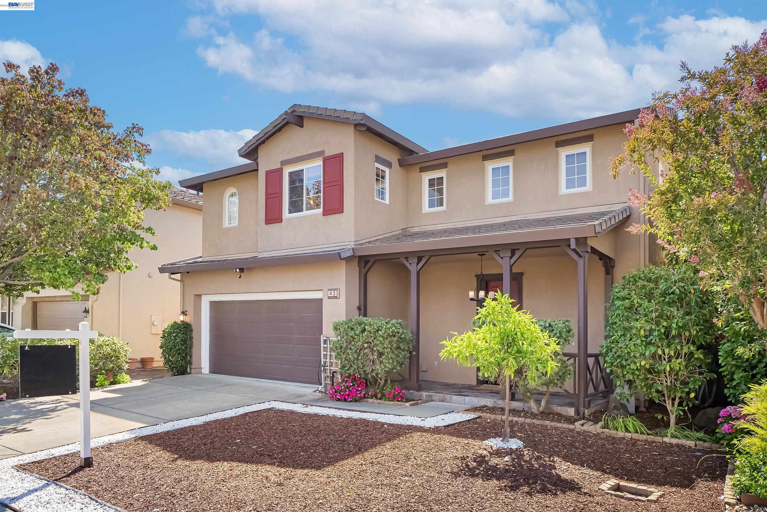 Detail Gallery Image 3 of 43 For 43 Ferdinand Way, Novato,  CA 94949 - 3 Beds | 2/1 Baths