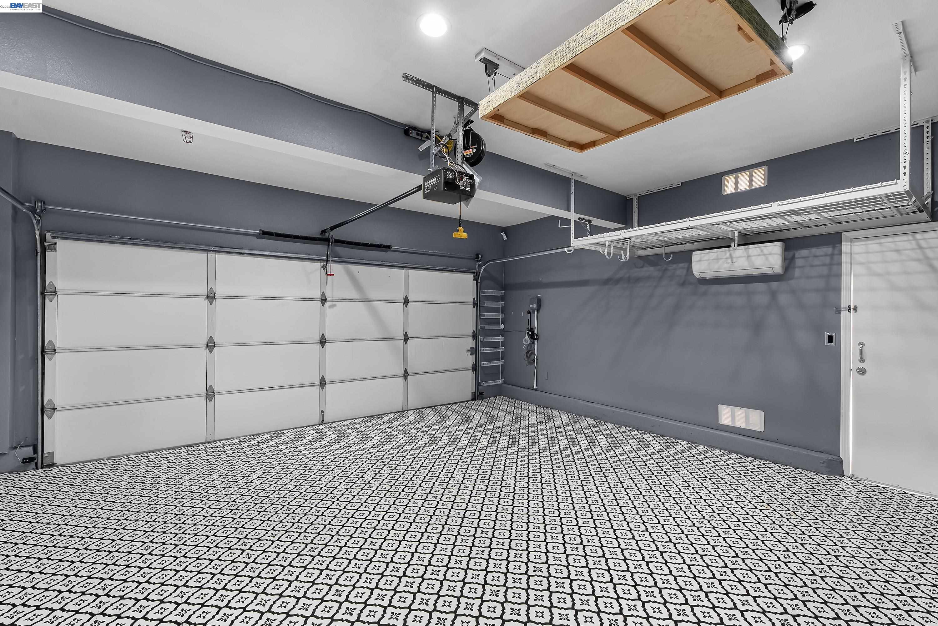 Detail Gallery Image 33 of 43 For 43 Ferdinand Way, Novato,  CA 94949 - 3 Beds | 2/1 Baths