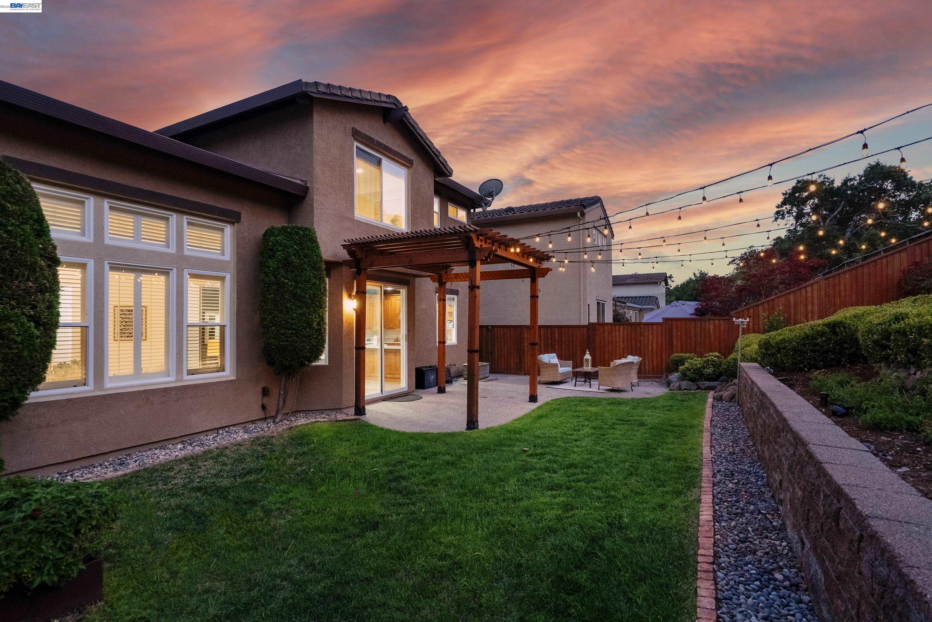 Detail Gallery Image 36 of 43 For 43 Ferdinand Way, Novato,  CA 94949 - 3 Beds | 2/1 Baths