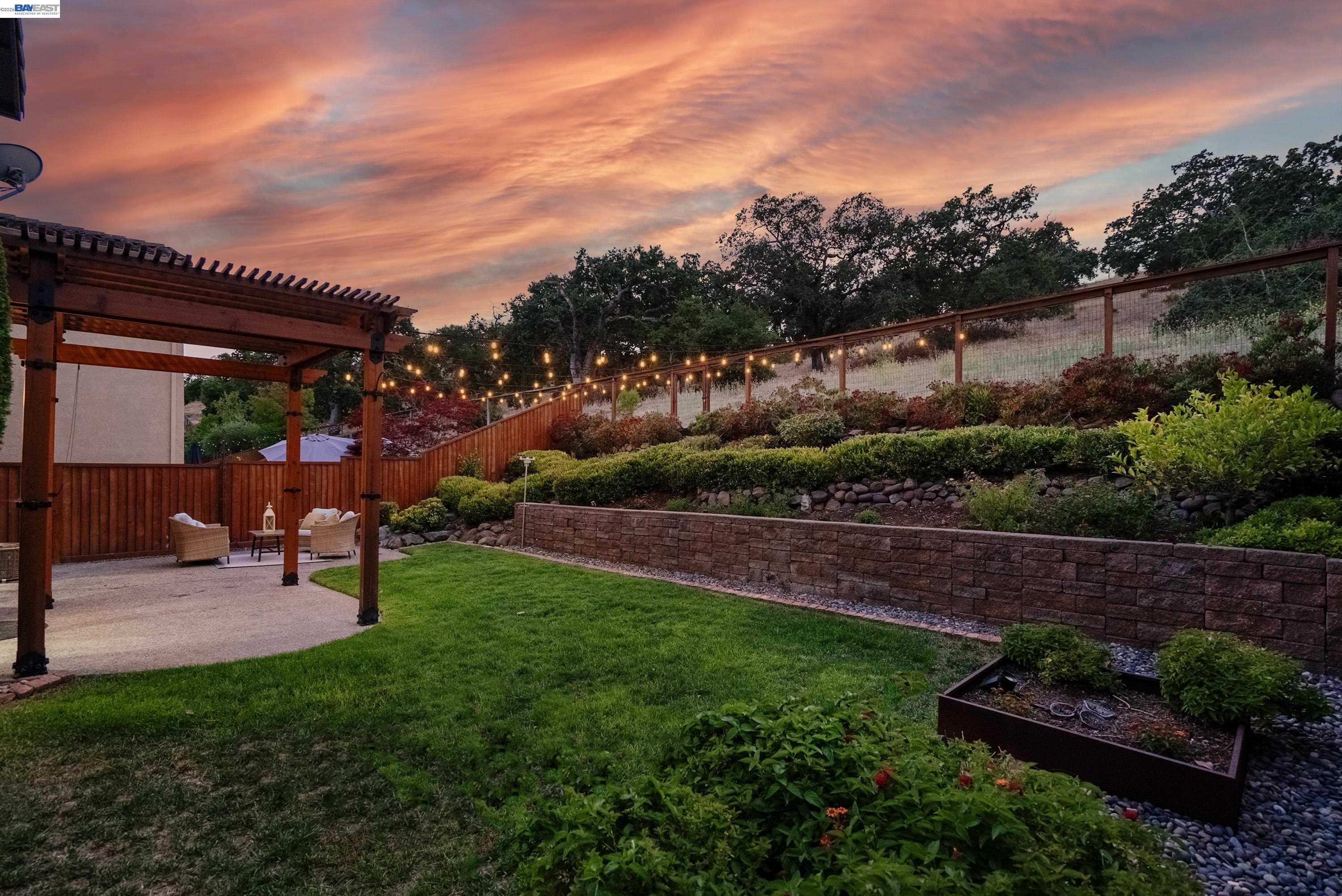 Detail Gallery Image 37 of 43 For 43 Ferdinand Way, Novato,  CA 94949 - 3 Beds | 2/1 Baths