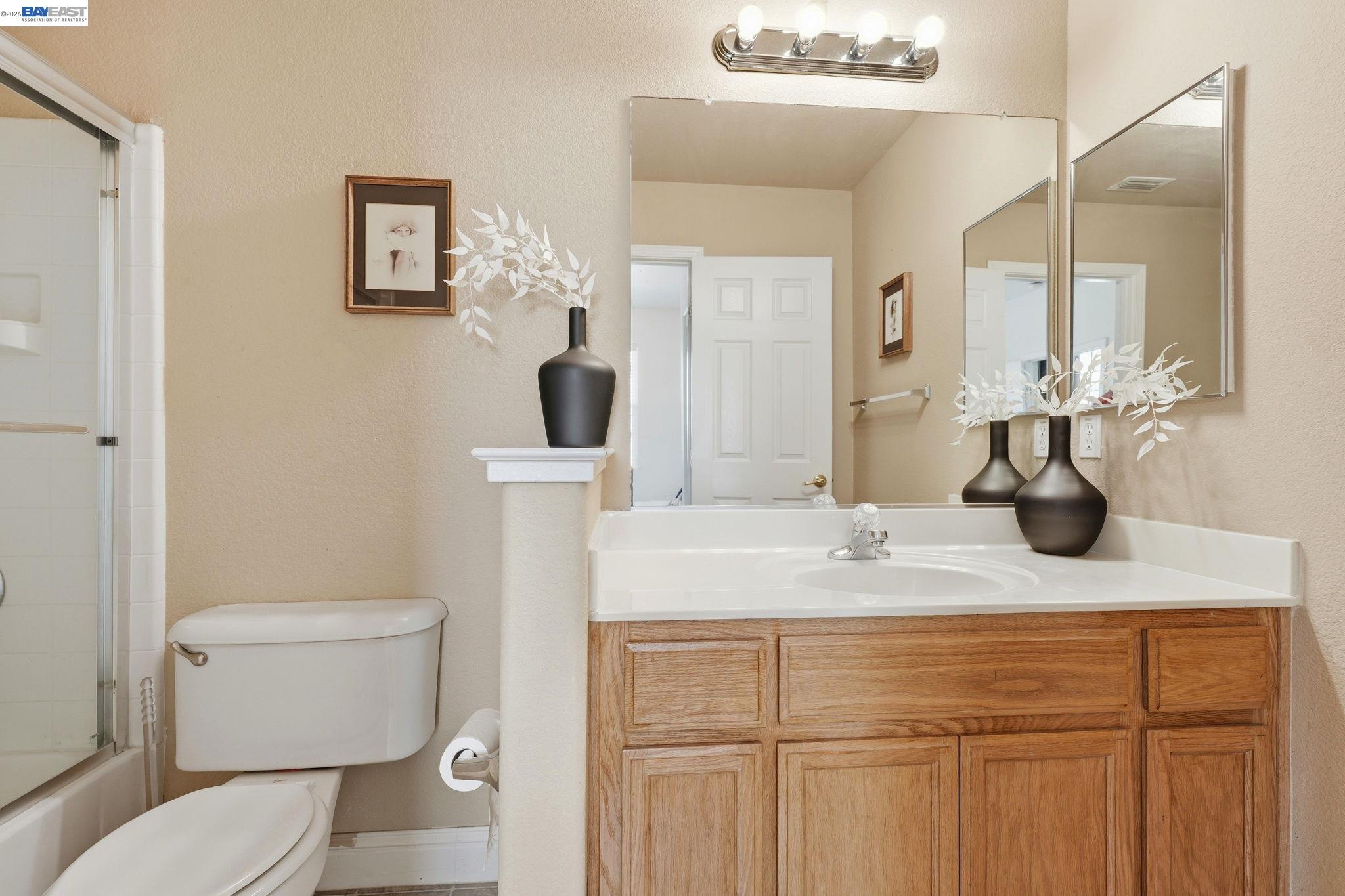 Detail Gallery Image 19 of 46 For 1339 Cherry Blossom, Tracy,  CA 95377-8818 - 6 Beds | 4/1 Baths