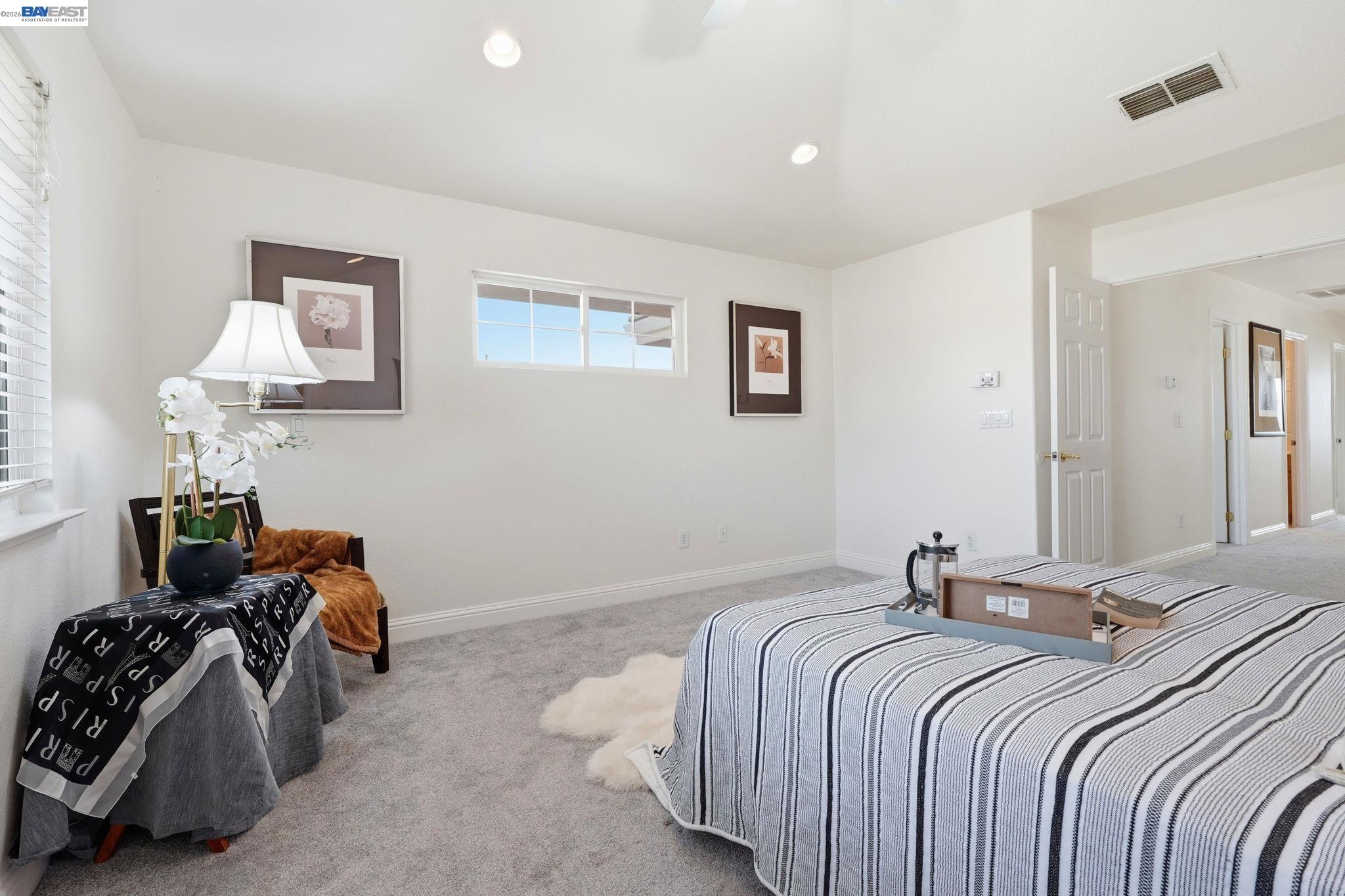 Detail Gallery Image 20 of 46 For 1339 Cherry Blossom, Tracy,  CA 95377-8818 - 6 Beds | 4/1 Baths