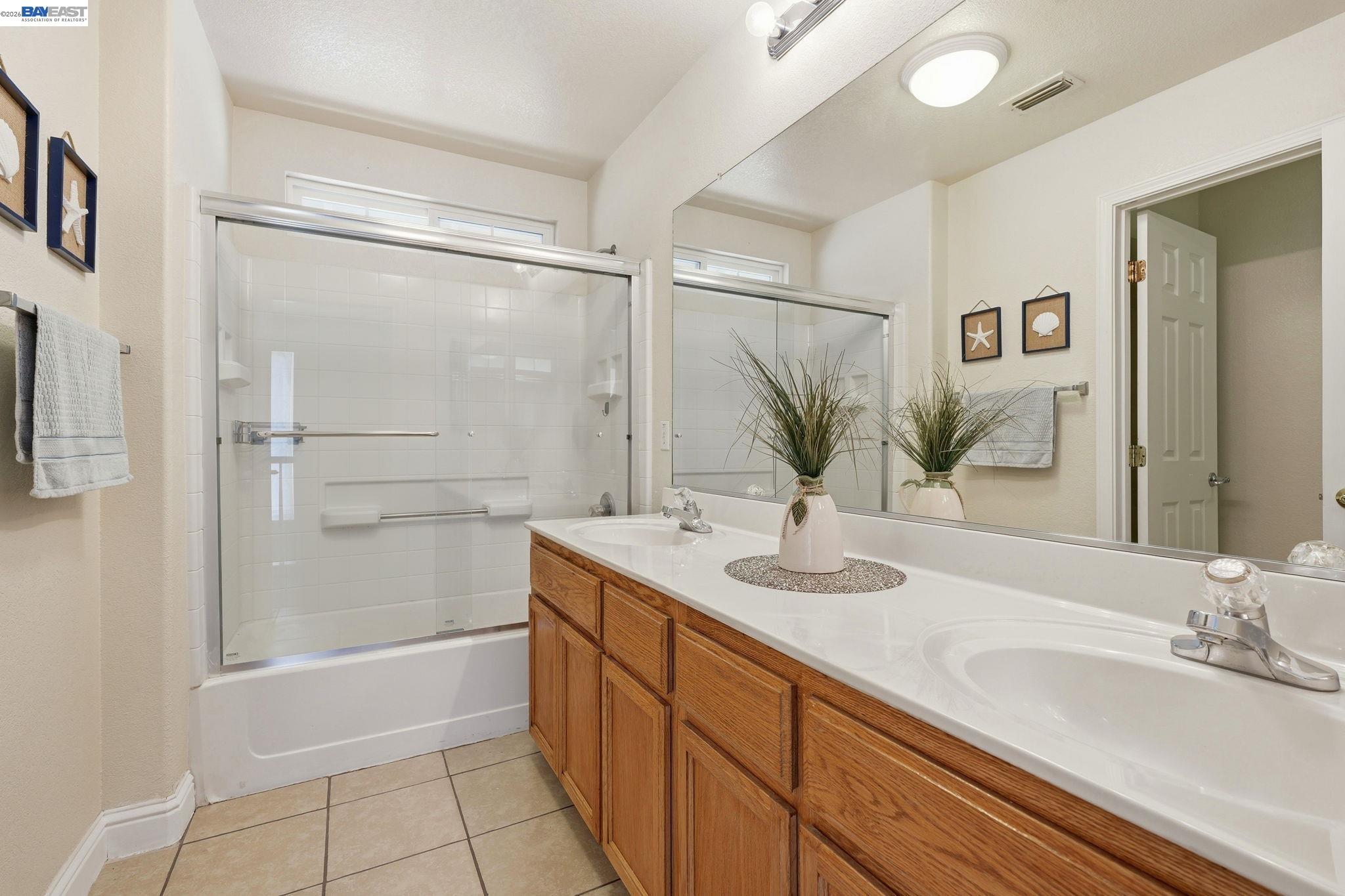 Detail Gallery Image 36 of 46 For 1339 Cherry Blossom, Tracy,  CA 95377-8818 - 6 Beds | 4/1 Baths