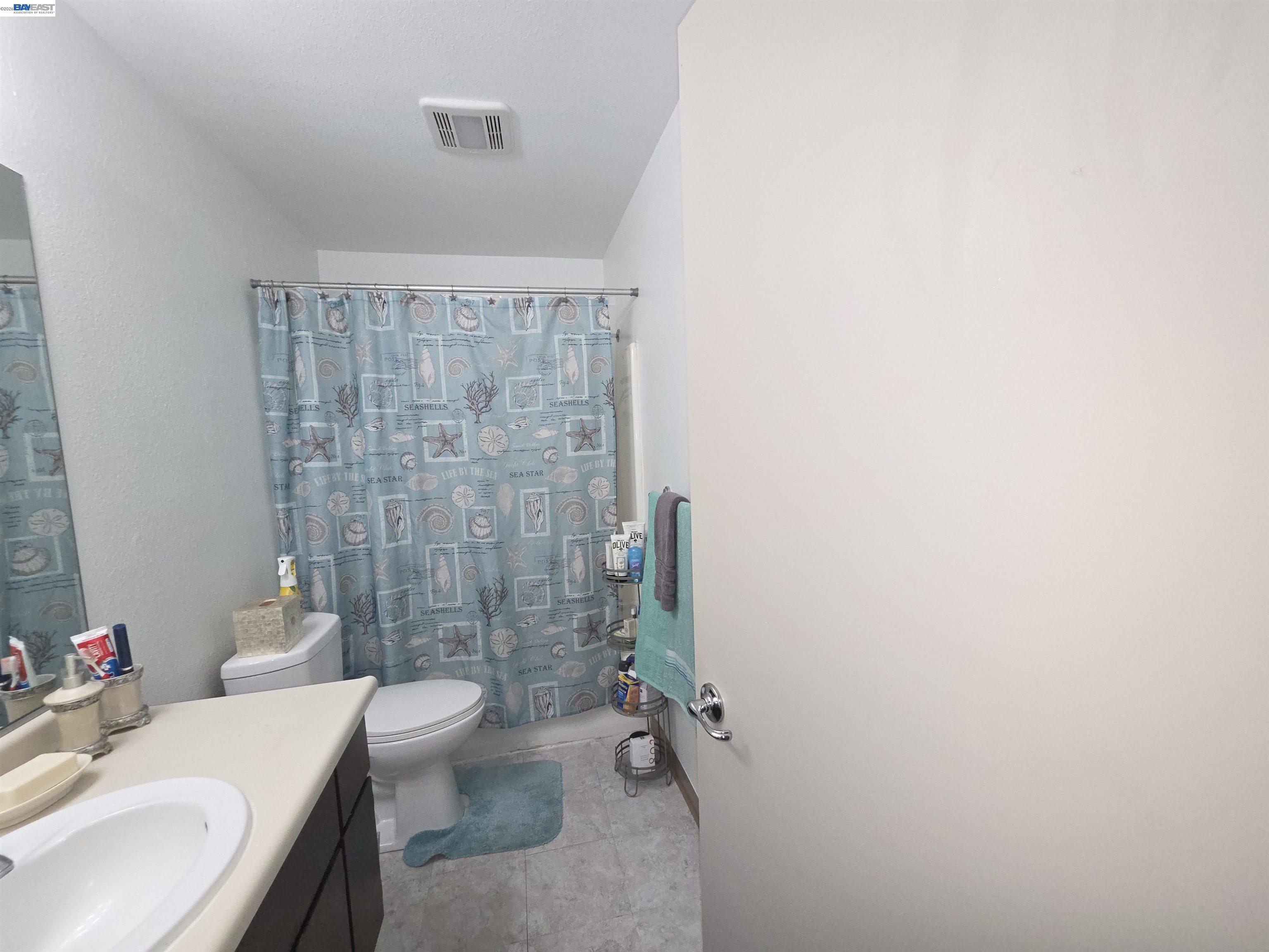 Detail Gallery Image 16 of 28 For 1609 W Swain Rd, Stockton,  CA 95207 - 2 Beds | 2 Baths