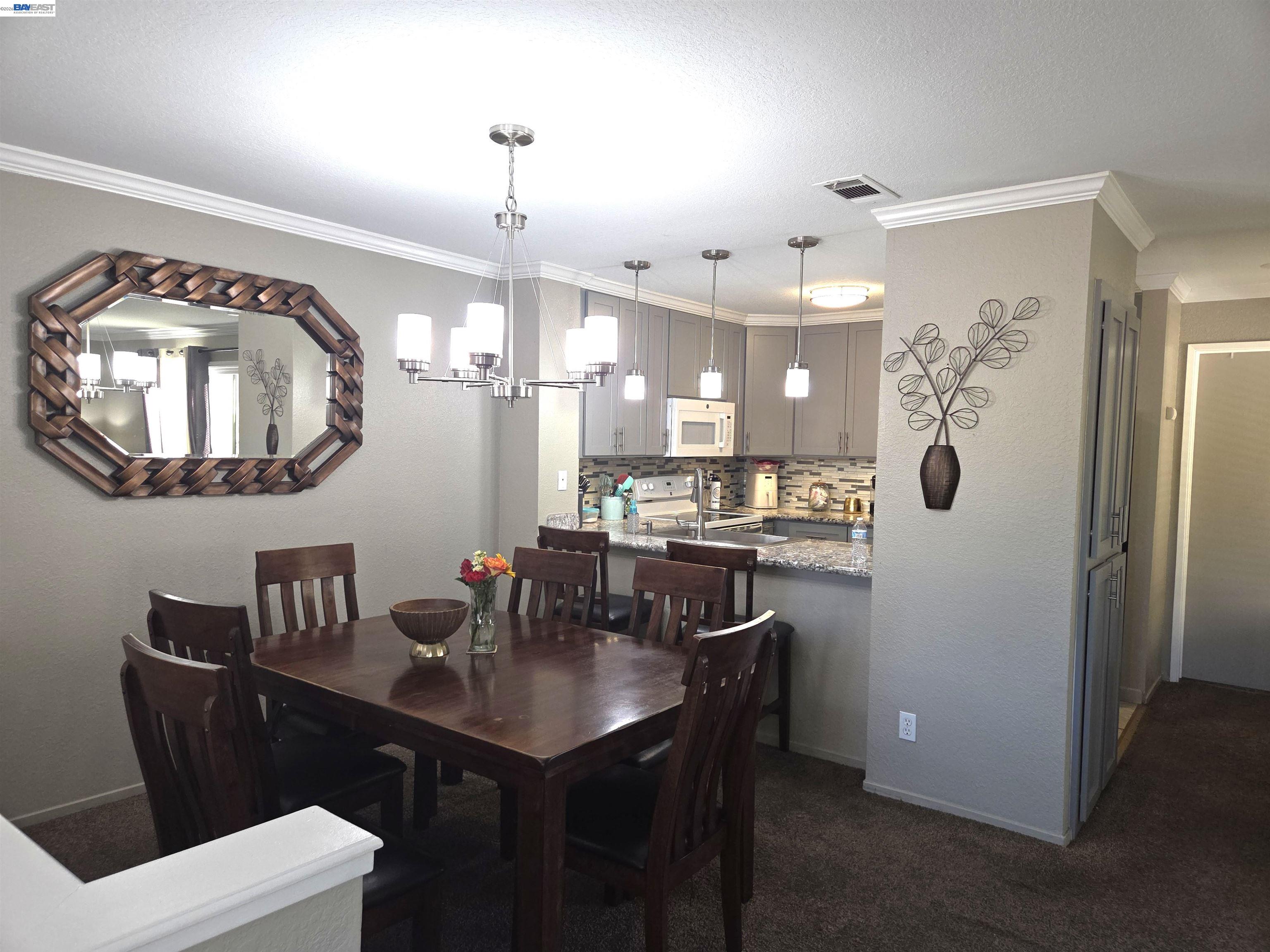 Detail Gallery Image 6 of 28 For 1609 W Swain Rd, Stockton,  CA 95207 - 2 Beds | 2 Baths